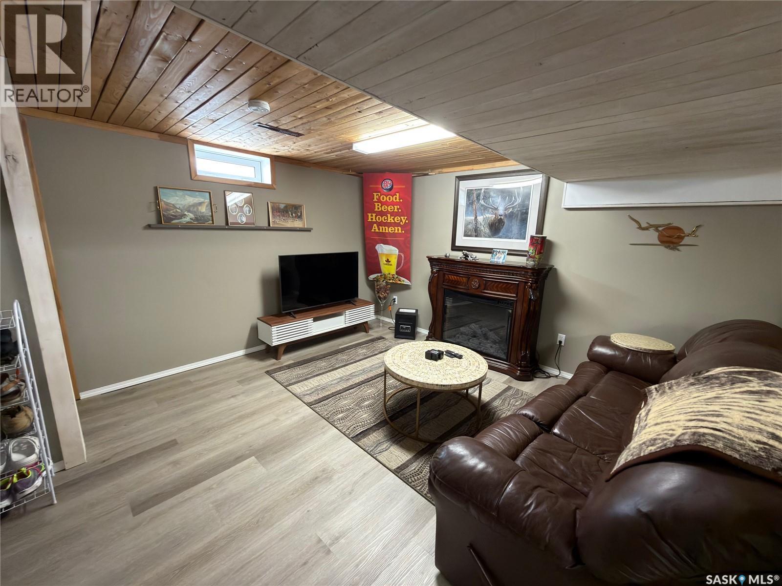 739 Hudson Crescent, Hudson Bay, Saskatchewan  S0E 0Y0 - Photo 20 - SK033994