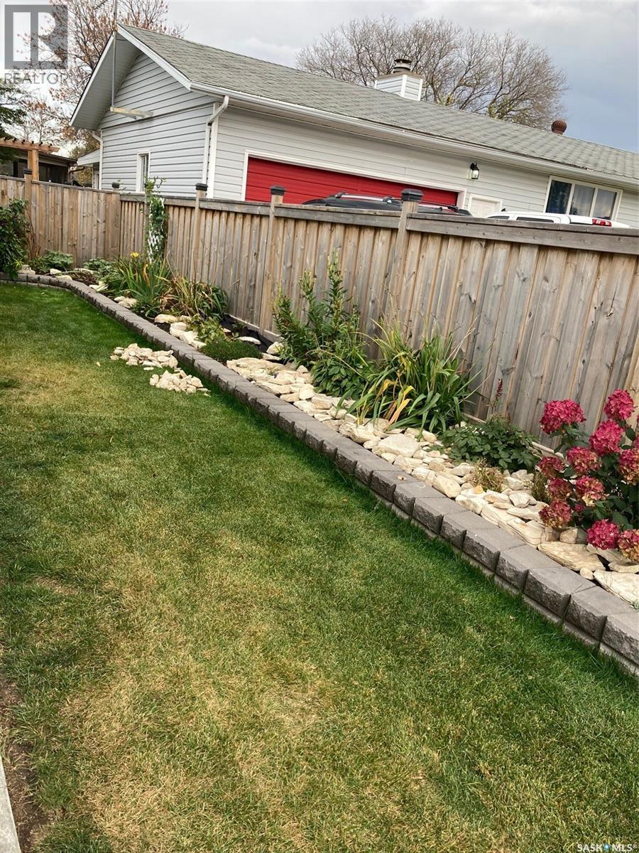 739 Hudson Crescent, Hudson Bay, Saskatchewan  S0E 0Y0 - Photo 24 - SK033994