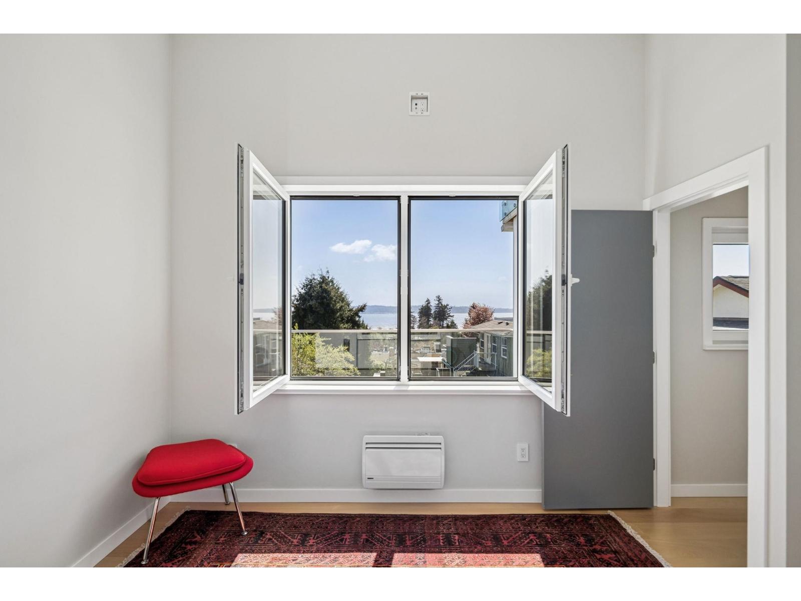 956 Kent Street, White Rock, British Columbia  V4B 4T1 - Photo 17 - R3116256