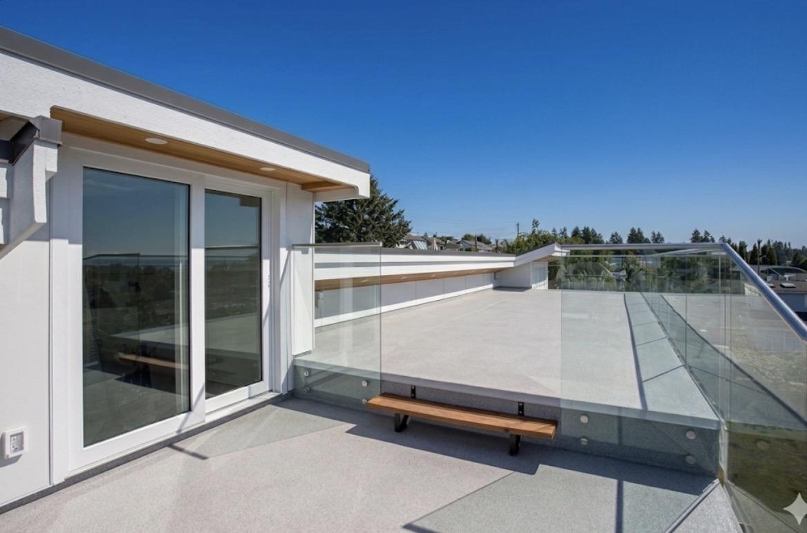 956 Kent Street, White Rock, British Columbia  V4B 4T1 - Photo 23 - R3116256