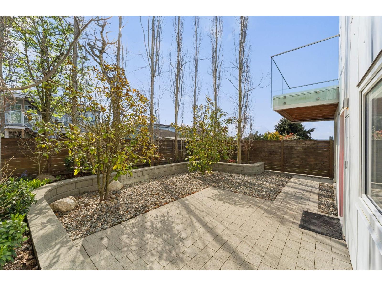 956 Kent Street, White Rock, British Columbia  V4B 4T1 - Photo 38 - R3116256