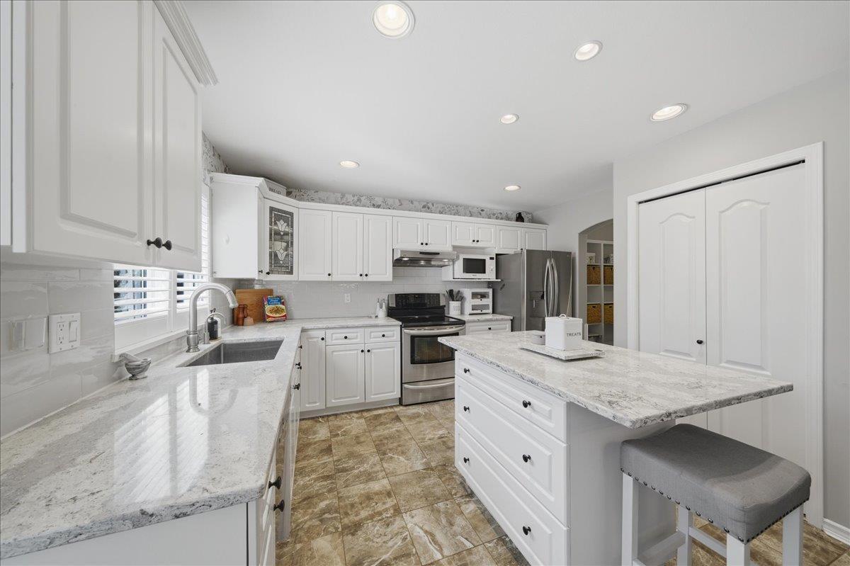 20746 97b Avenue, Langley, British Columbia  V1M 3Y3 - Photo 11 - R3115782