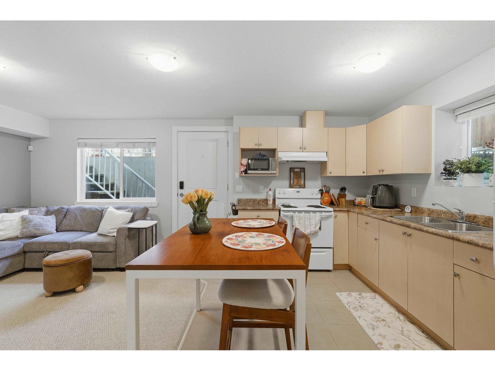 7669 211a Street, Langley, British Columbia  V2Y 0K7 - Photo 30 - R3115992