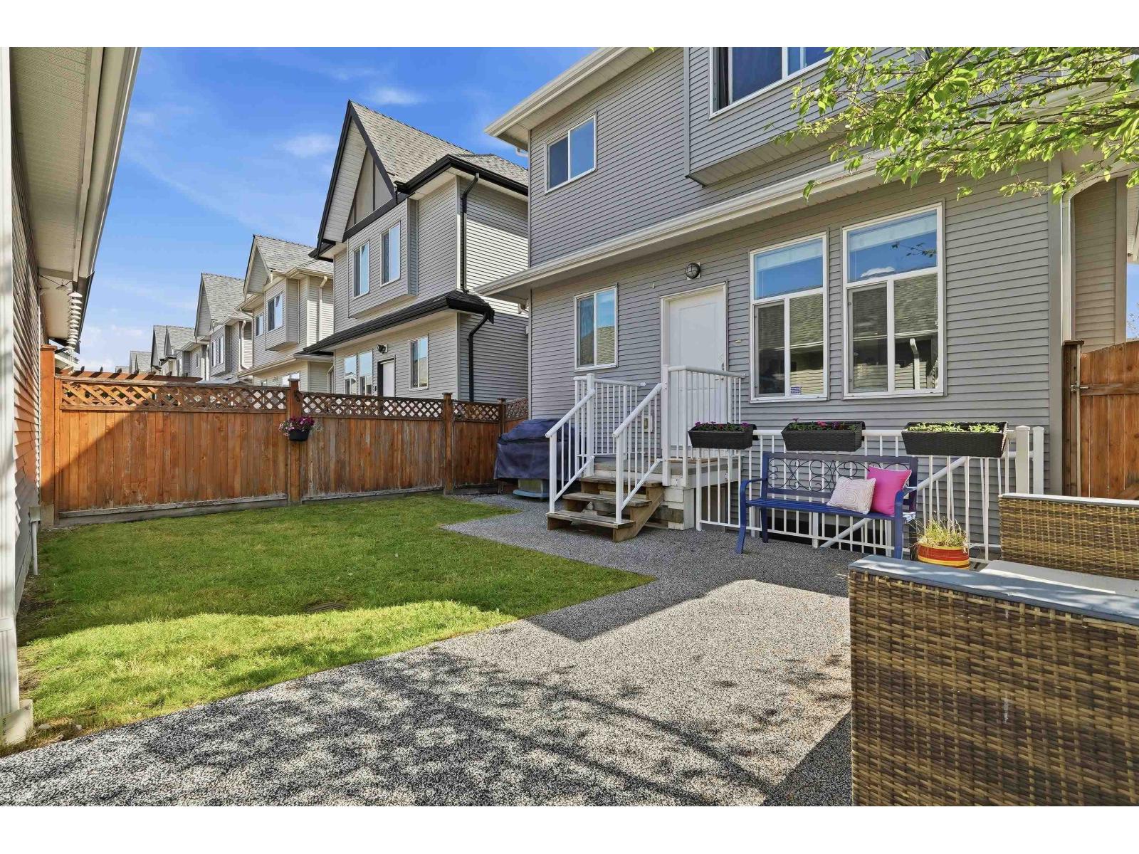 7669 211a Street, Langley, British Columbia  V2Y 0K7 - Photo 38 - R3115992