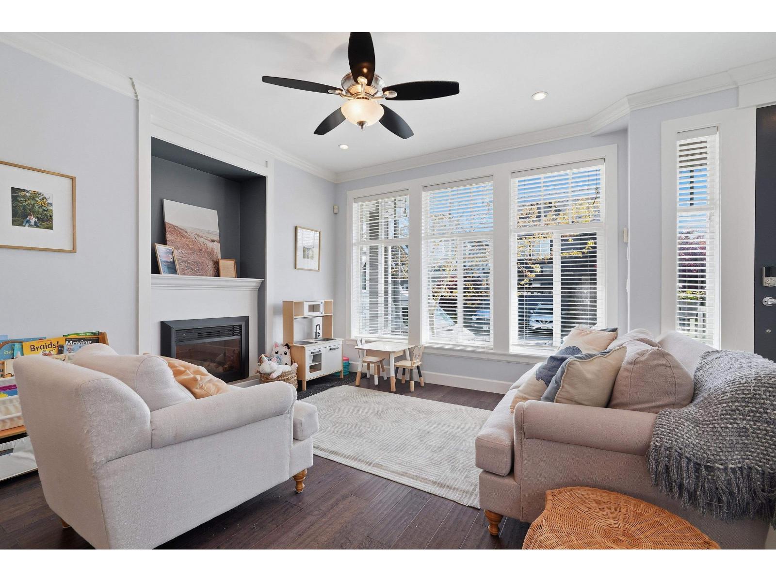 7669 211a Street, Langley, British Columbia  V2Y 0K7 - Photo 12 - R3115992