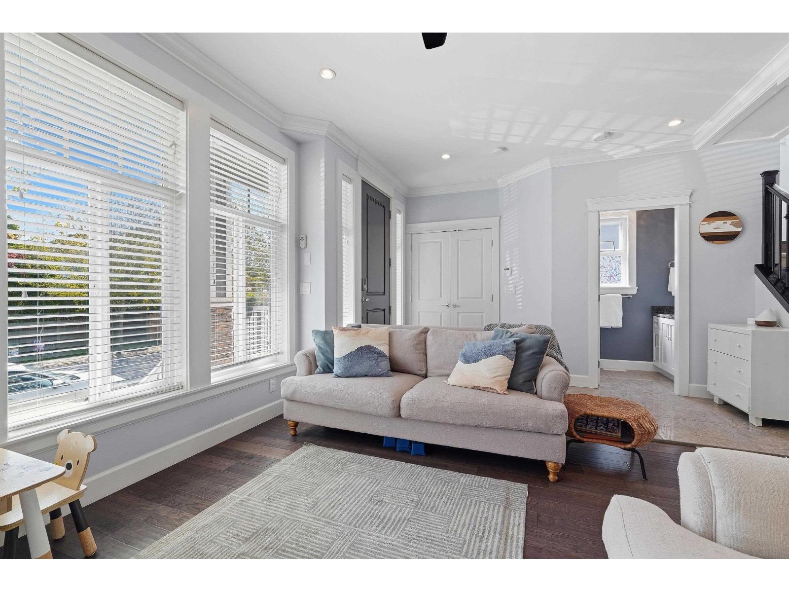 7669 211a Street, Langley, British Columbia  V2Y 0K7 - Photo 13 - R3115992