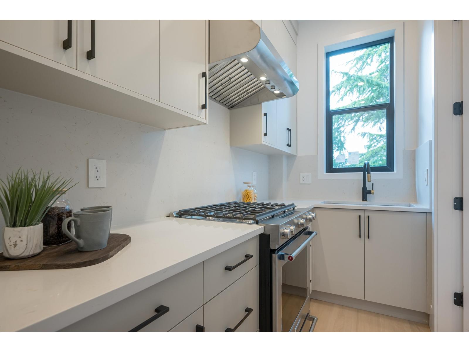 15648 23a Avenue, Surrey, British Columbia  V0V 0V0 - Photo 13 - R3115784