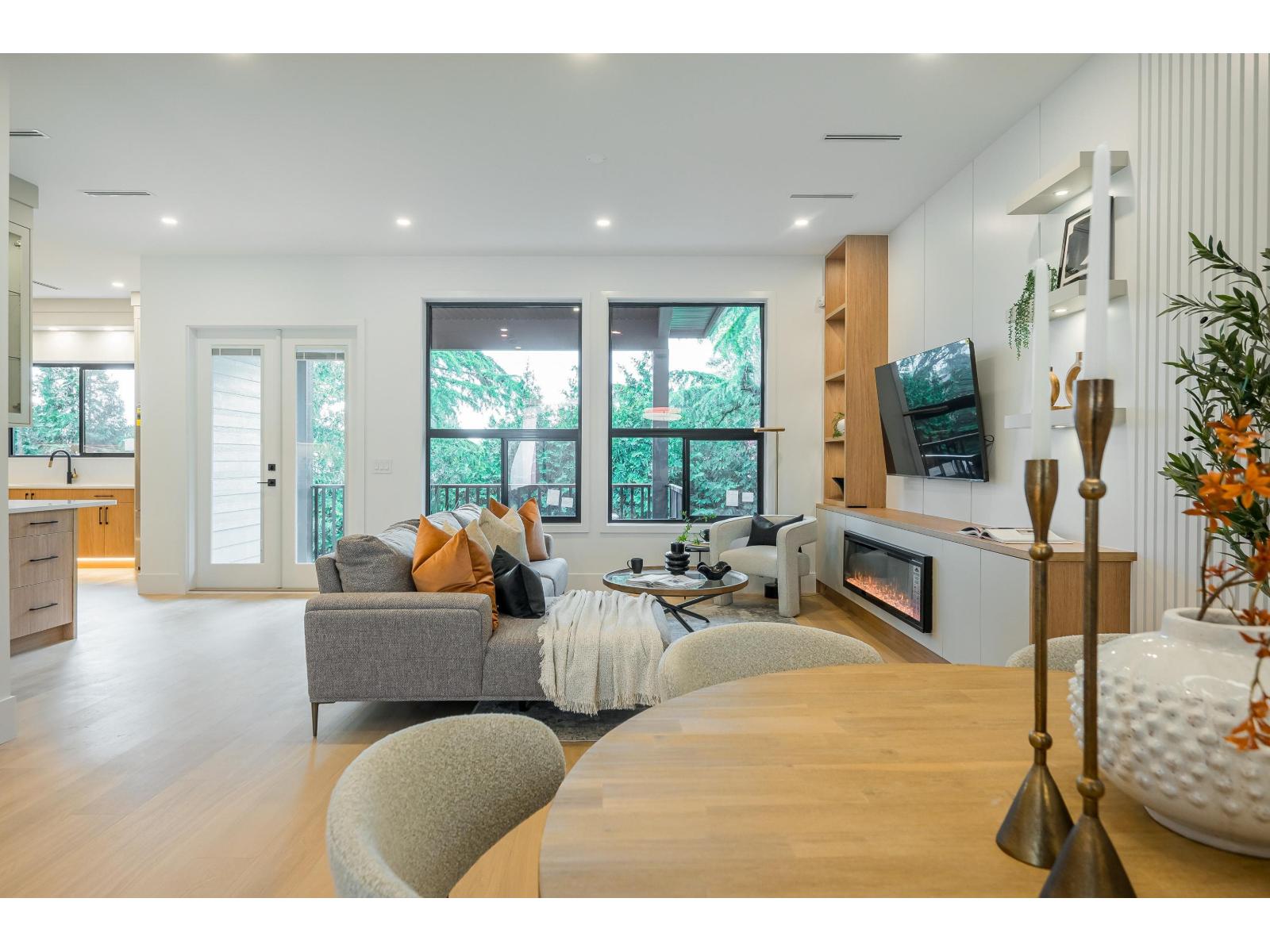 15648 23a Avenue, Surrey, British Columbia  V0V 0V0 - Photo 8 - R3115784