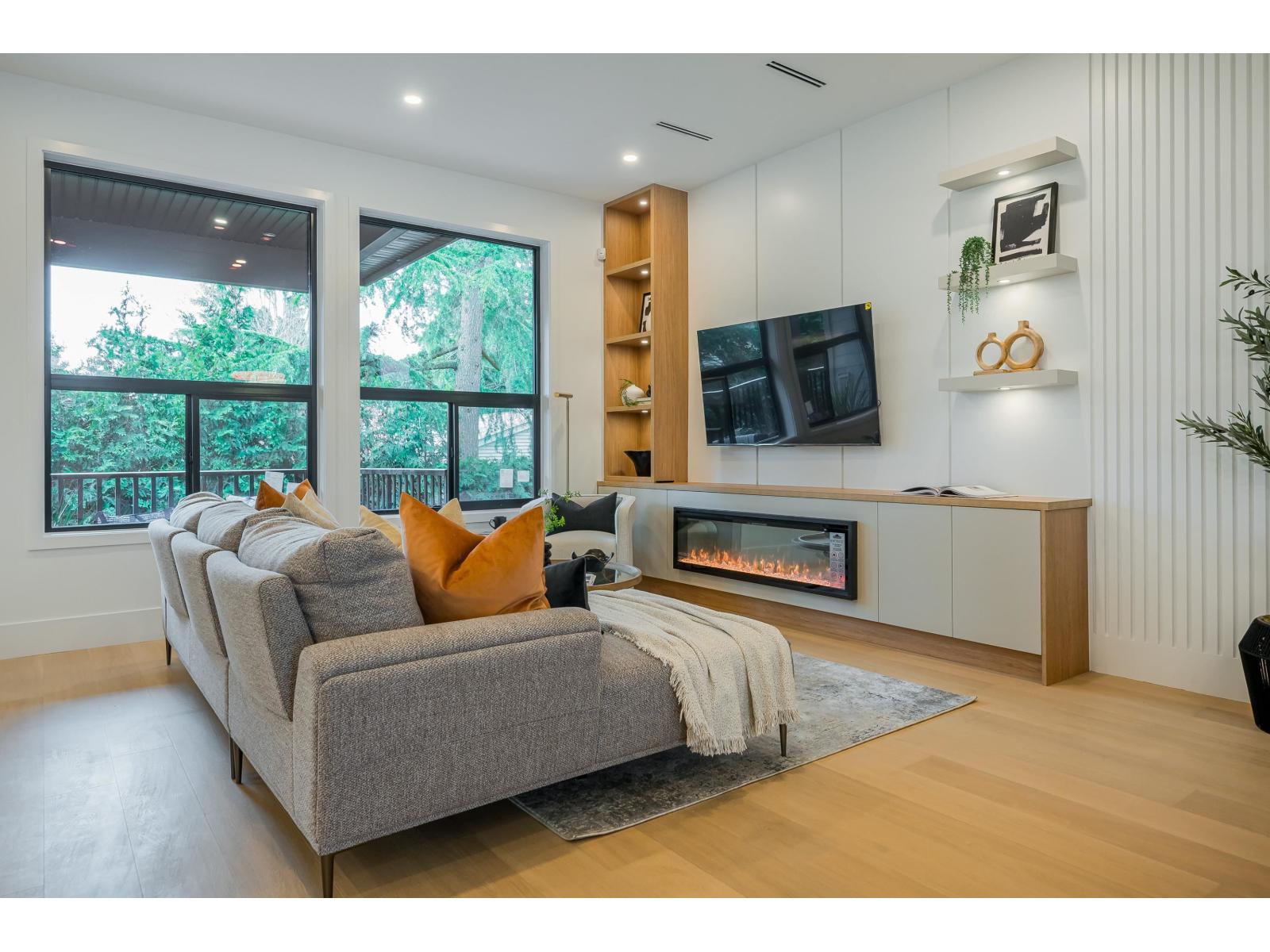 15648 23a Avenue, Surrey, British Columbia  V0V 0V0 - Photo 4 - R3115784