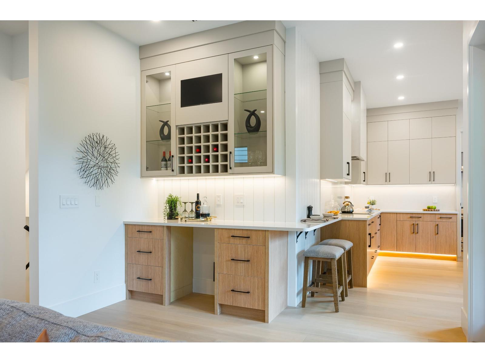 15648 23a Avenue, Surrey, British Columbia  V0V 0V0 - Photo 9 - R3115784