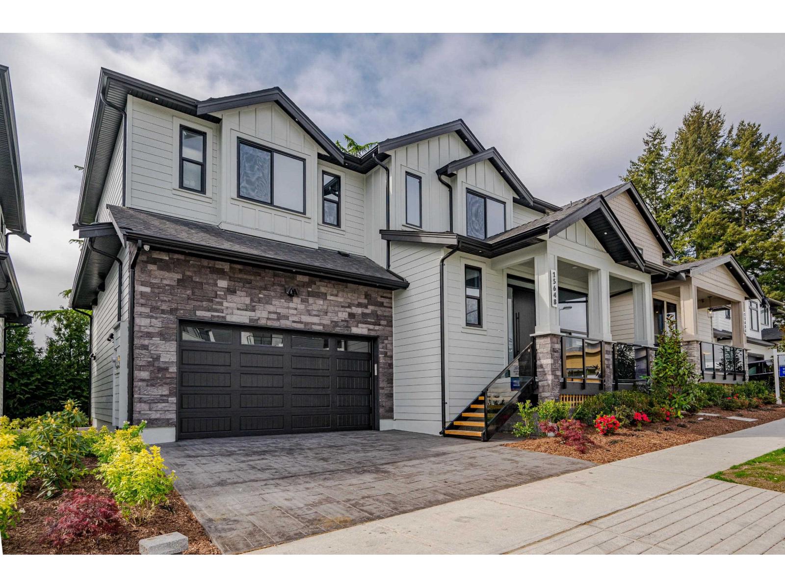 15648 23a Avenue, Surrey, British Columbia  V0V 0V0 - Photo 2 - R3115784