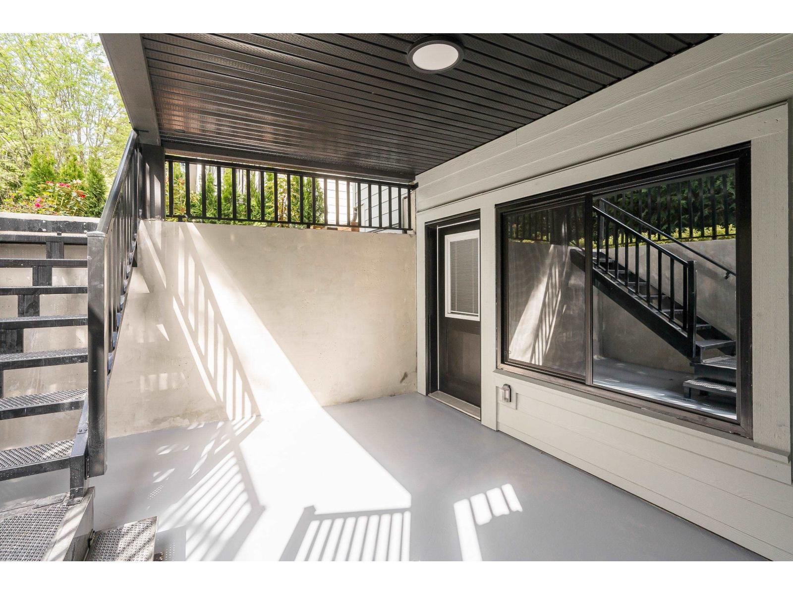 15648 23a Avenue, Surrey, British Columbia  V0V 0V0 - Photo 32 - R3115784