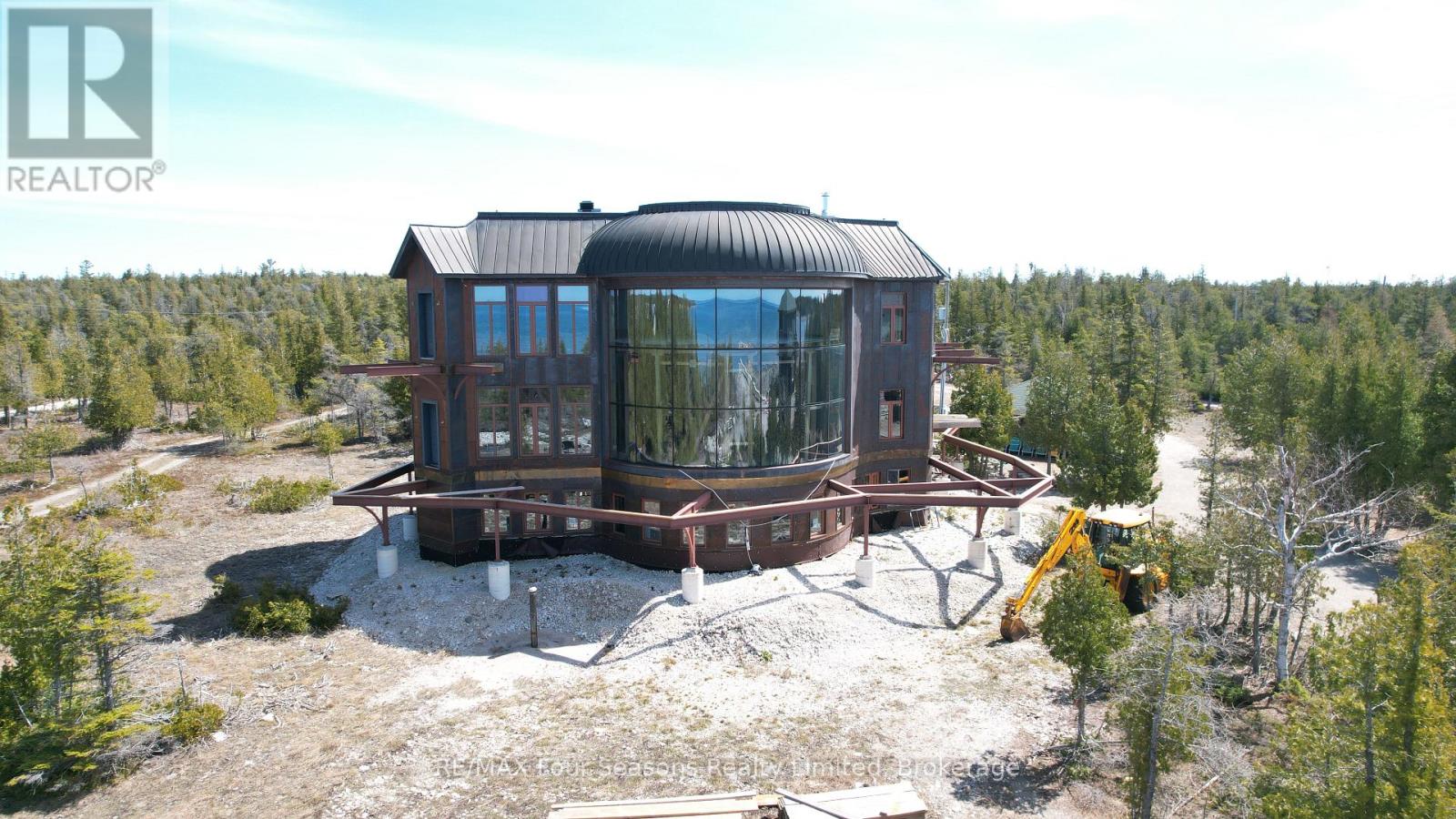 794 Dorcas Bay Road, Northern Bruce Peninsula, Ontario  N0H 2R0 - Photo 2 - X12823142