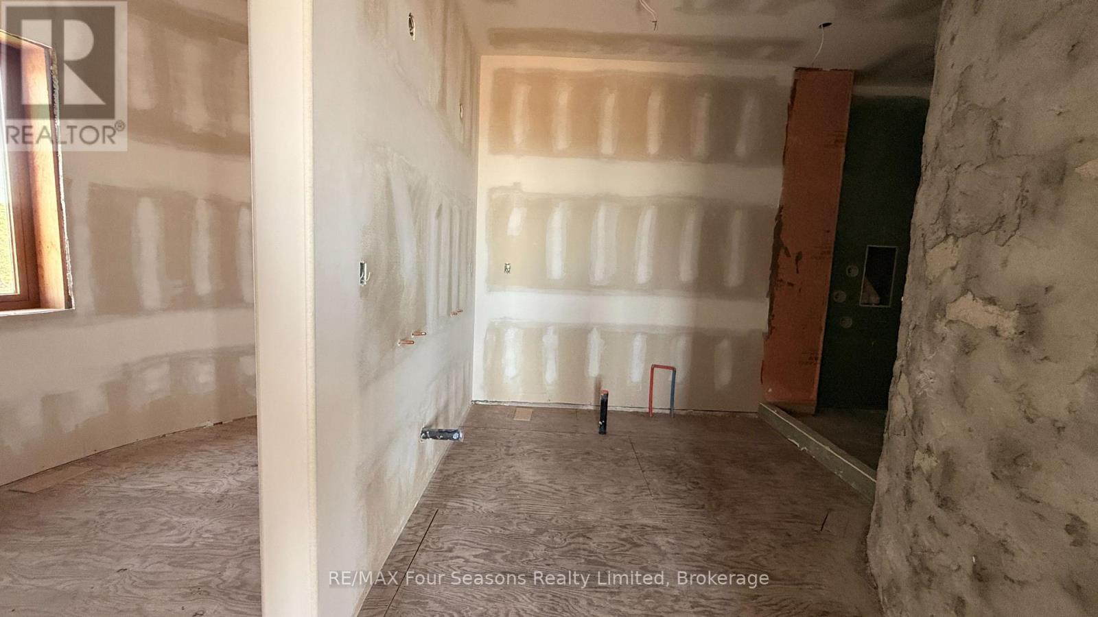 794 Dorcas Bay Road, Northern Bruce Peninsula, Ontario  N0H 2R0 - Photo 21 - X12823142