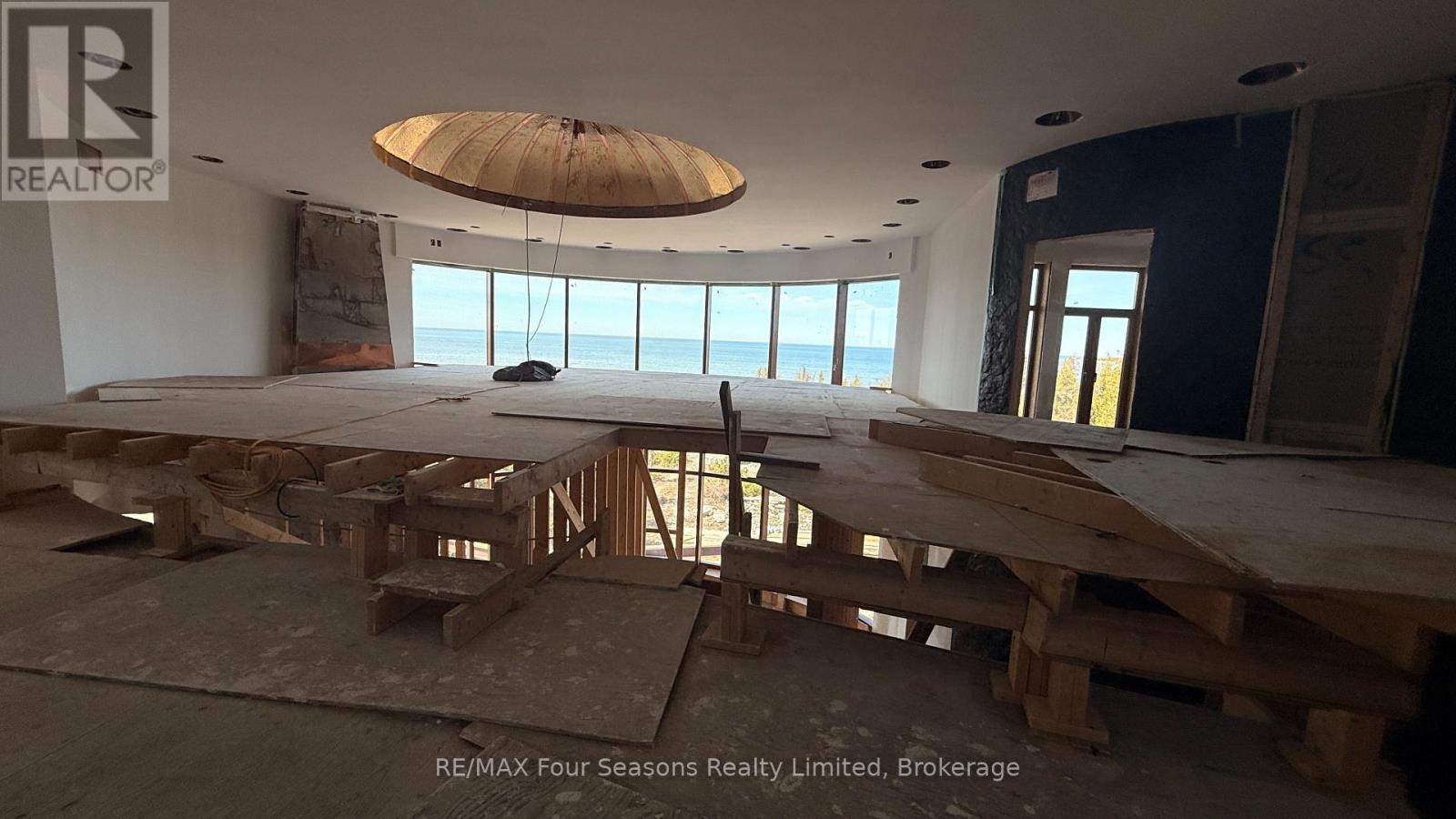 794 Dorcas Bay Road, Northern Bruce Peninsula, Ontario  N0H 2R0 - Photo 14 - X12823142