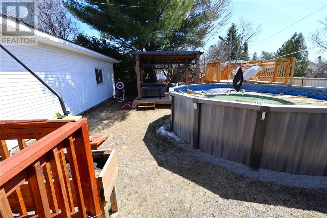 4290 St. Michel Street, Hanmer, Ontario  P3P 1N2 - Photo 10 - 2126983