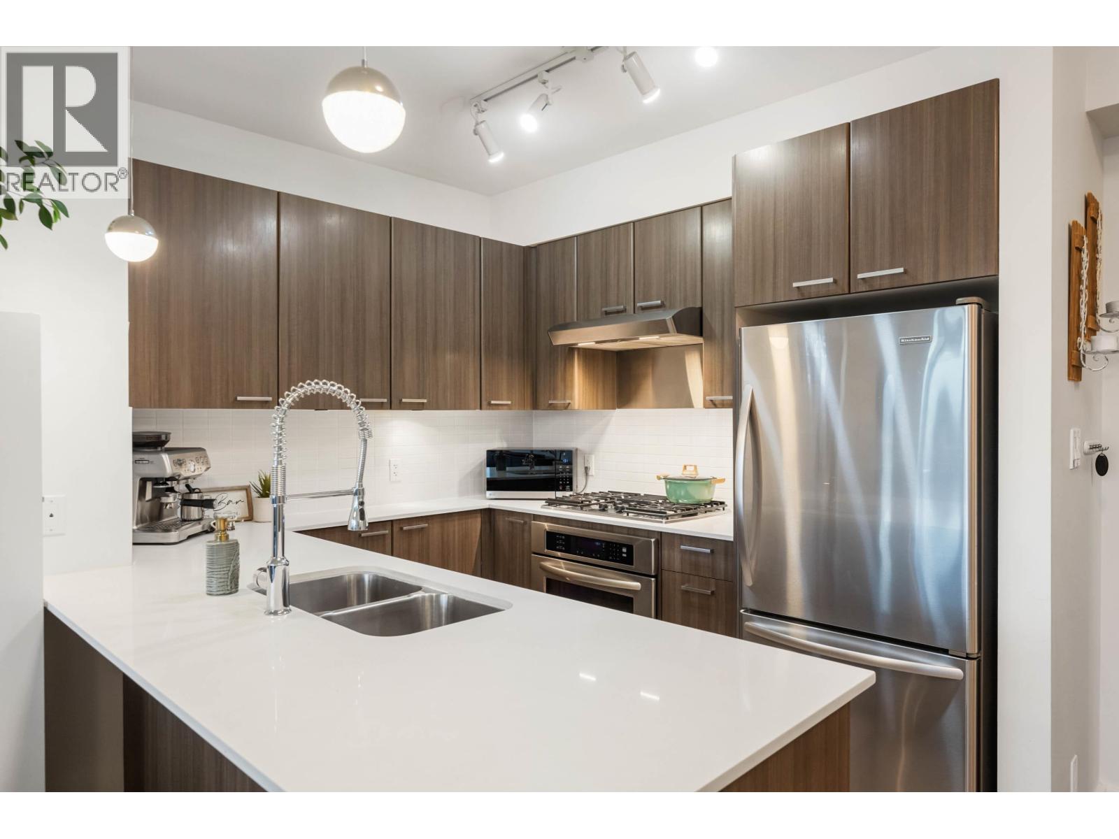 2504 2789 Shaughnessy Street, Port Coquitlam, British Columbia  V3C 0C3 - Photo 10 - R3116160