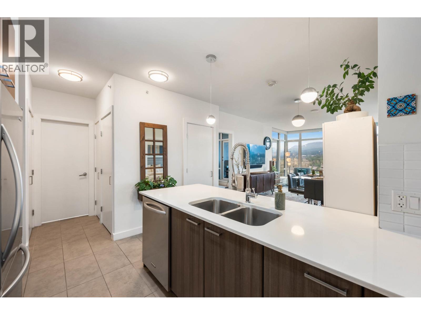 2504 2789 Shaughnessy Street, Port Coquitlam, British Columbia  V3C 0C3 - Photo 13 - R3116160