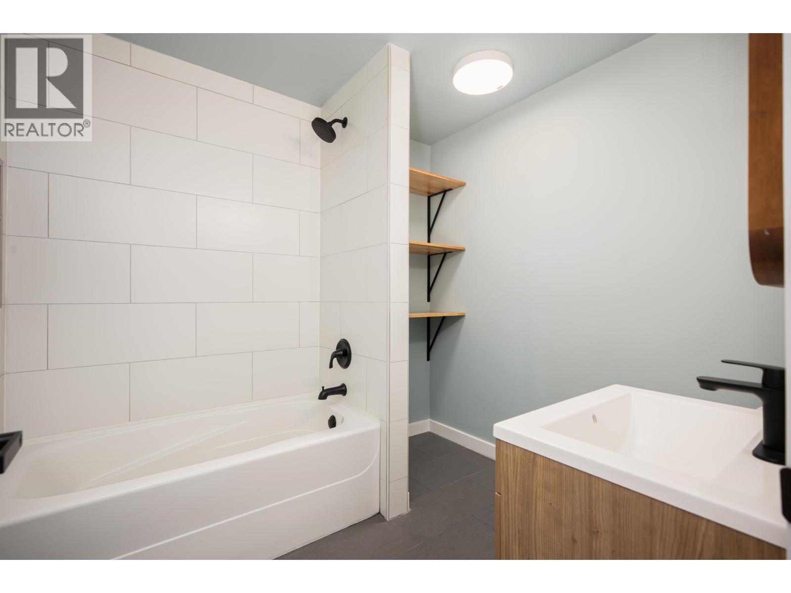 225 18 Jack Mahony Place, New Westminster, British Columbia  V3L 5V8 - Photo 27 - R3116162