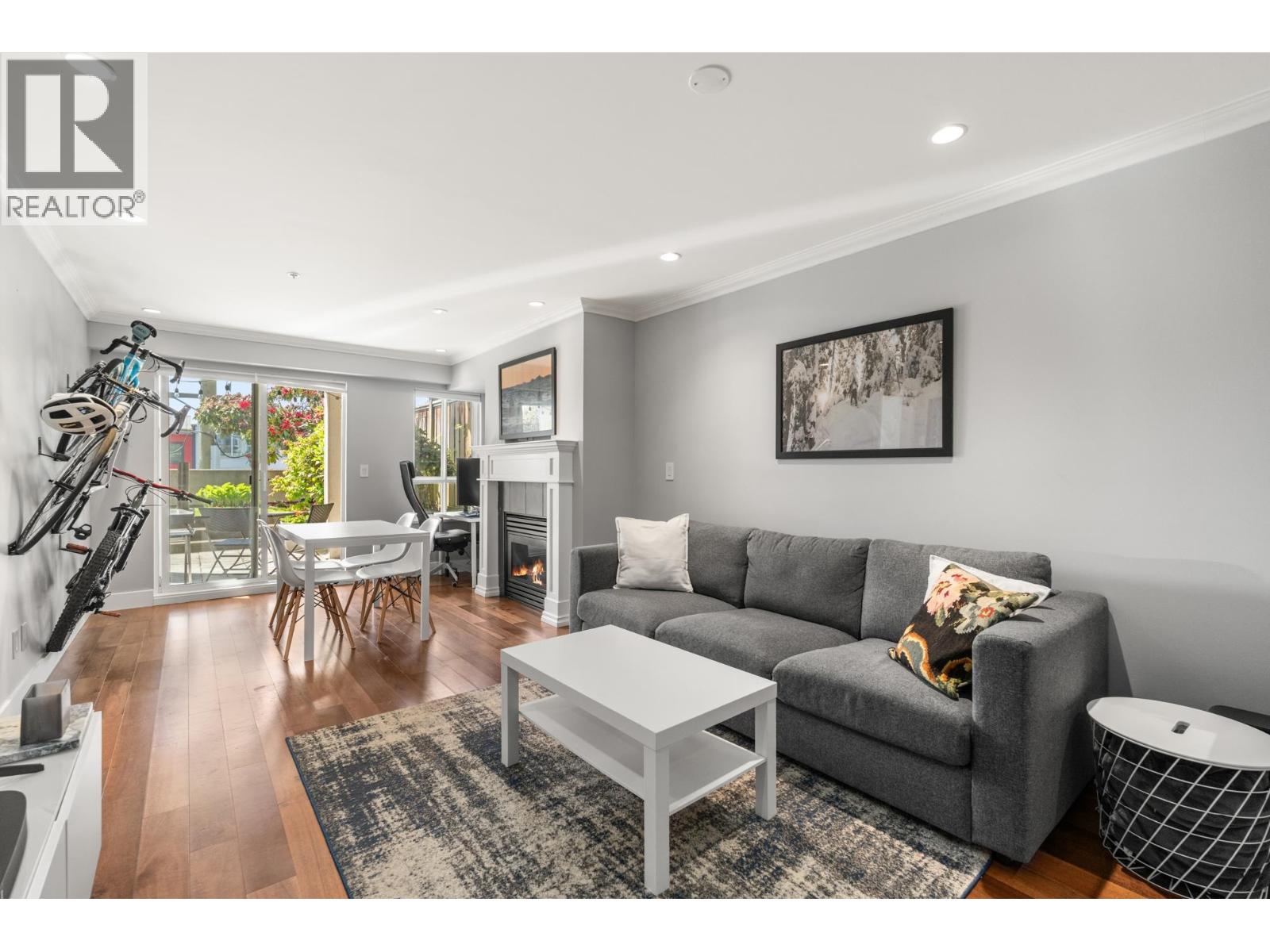 105 365 E 1st Street, North Vancouver, British Columbia  V7L 4W5 - Photo 7 - R3116168