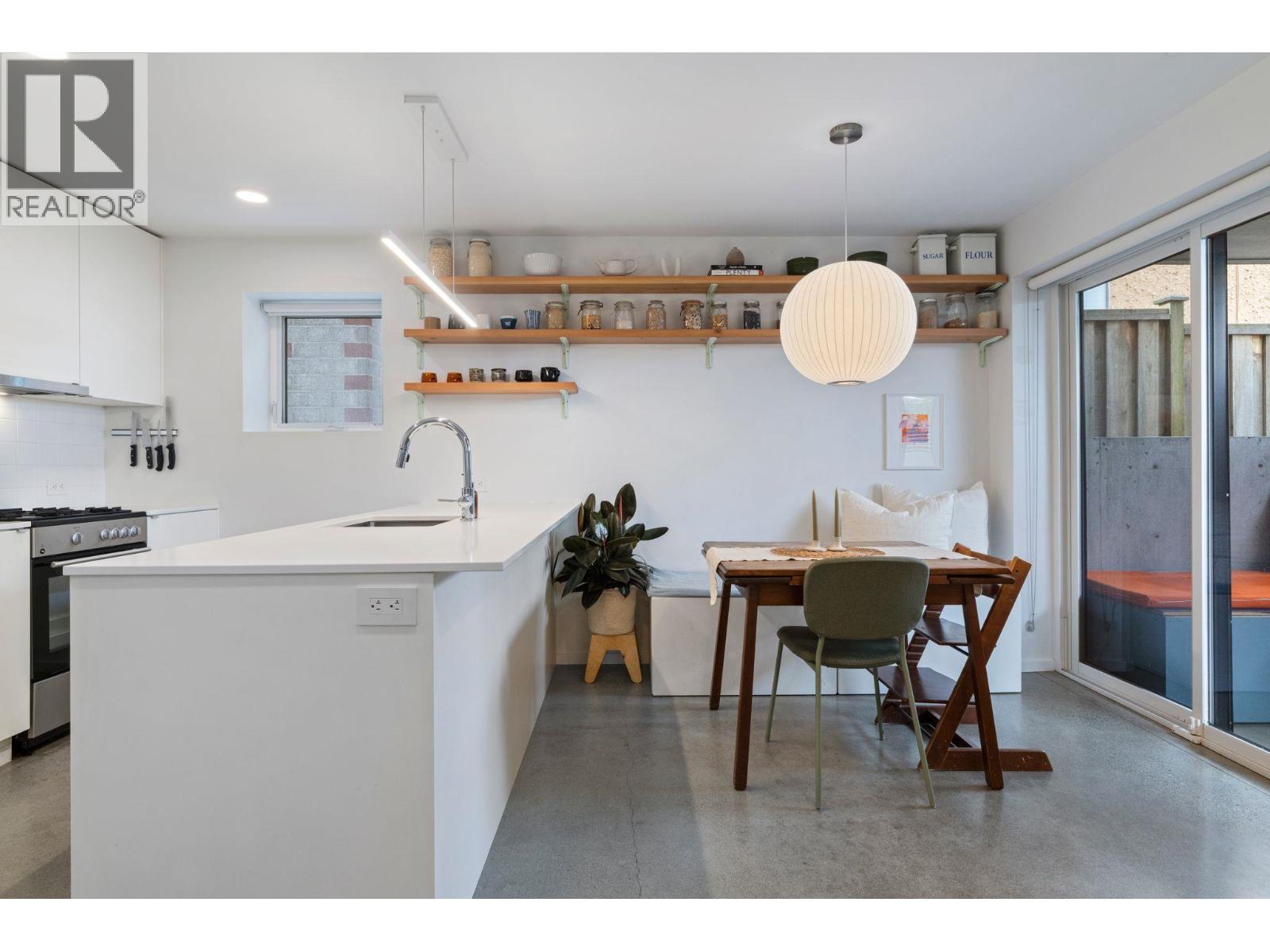 2333 Napier Street, Vancouver, British Columbia  V5L 2P4 - Photo 13 - R3116172