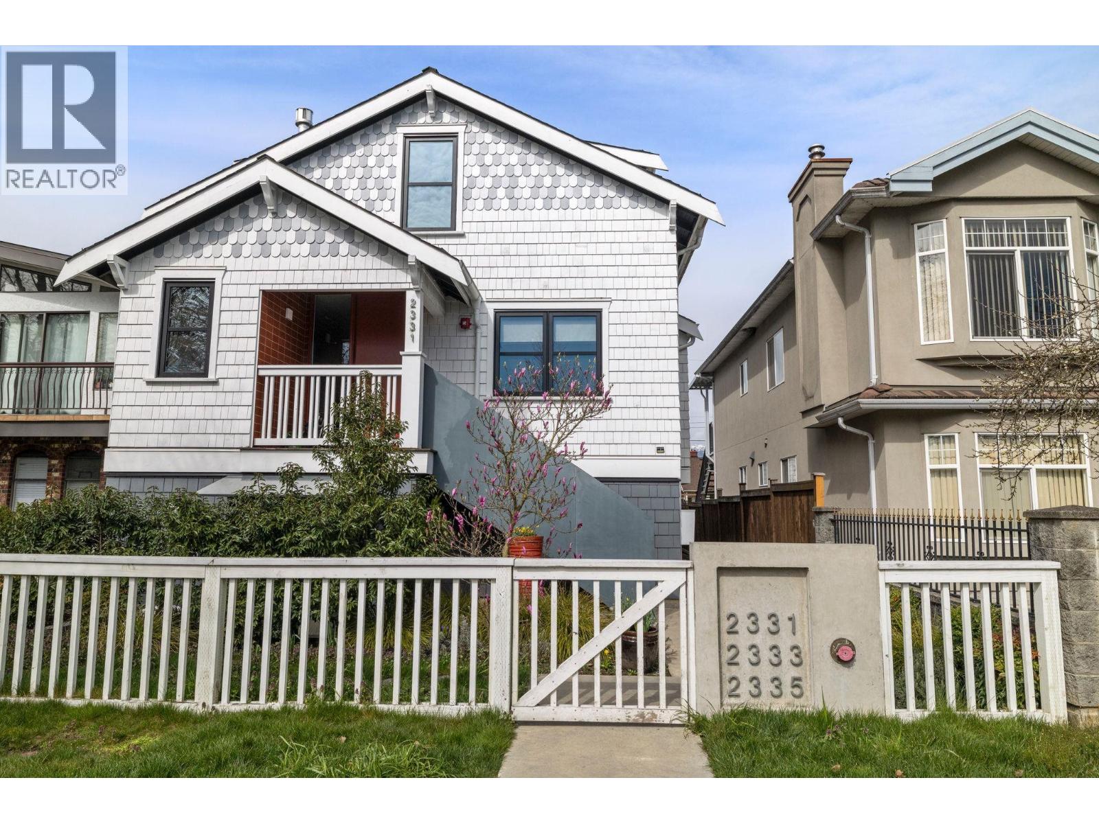 2333 Napier Street, Vancouver, British Columbia  V5L 2P4 - Photo 2 - R3116172