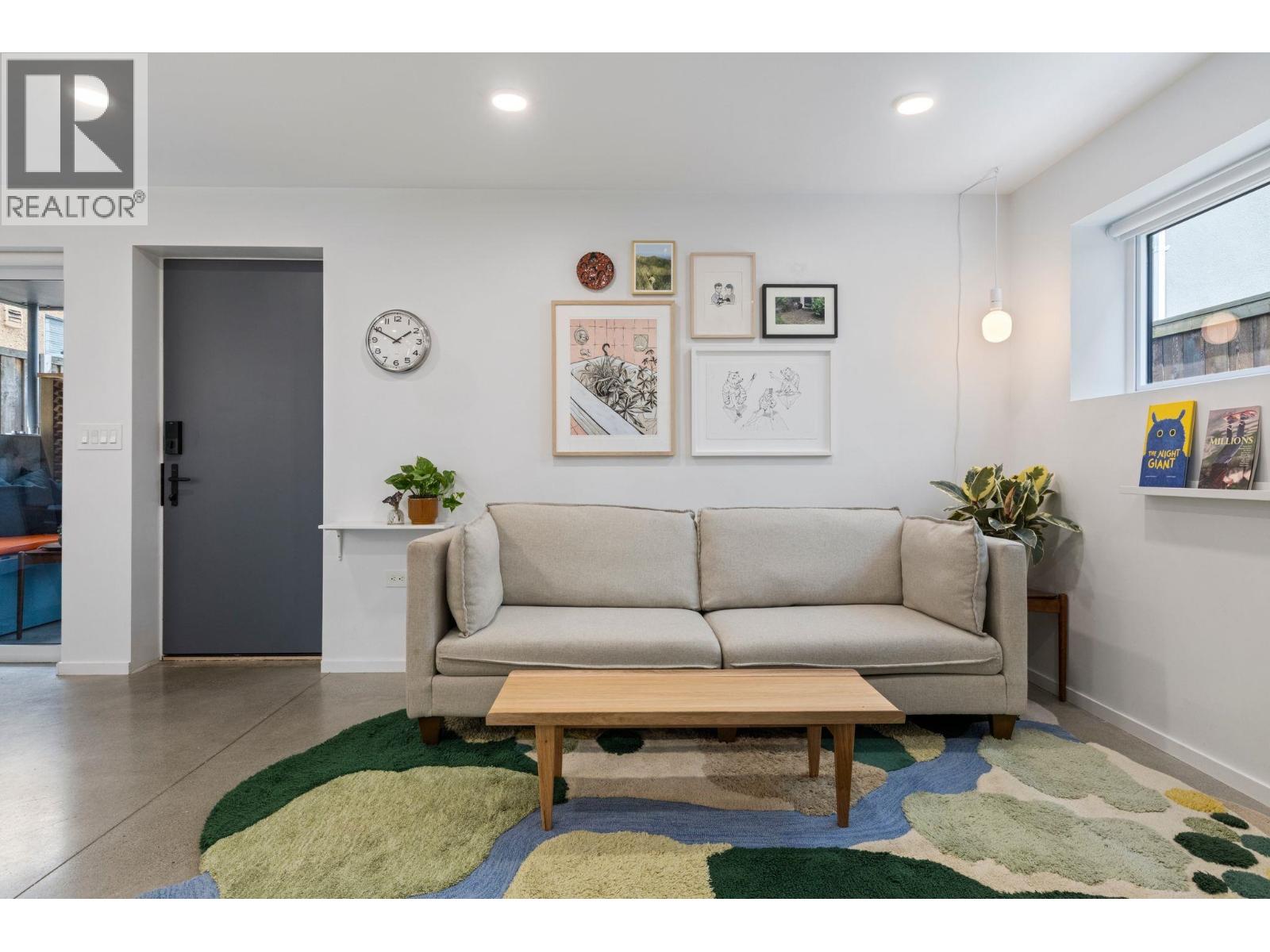 2333 Napier Street, Vancouver, British Columbia  V5L 2P4 - Photo 5 - R3116172