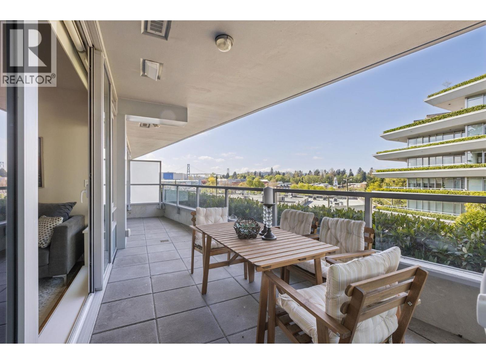 204 866 Arthur Erickson Place, West Vancouver, British Columbia  V7T 0B2 - Photo 15 - R3116189