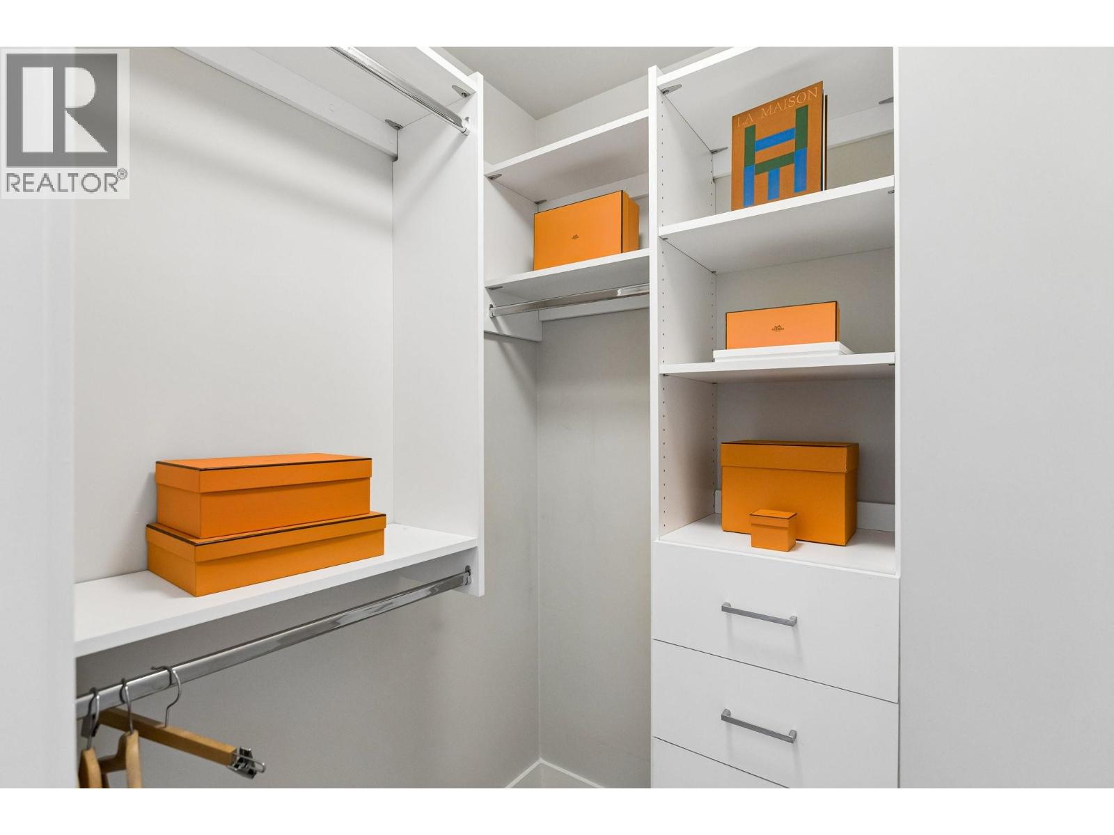 204 866 Arthur Erickson Place, West Vancouver, British Columbia  V7T 0B2 - Photo 8 - R3116189