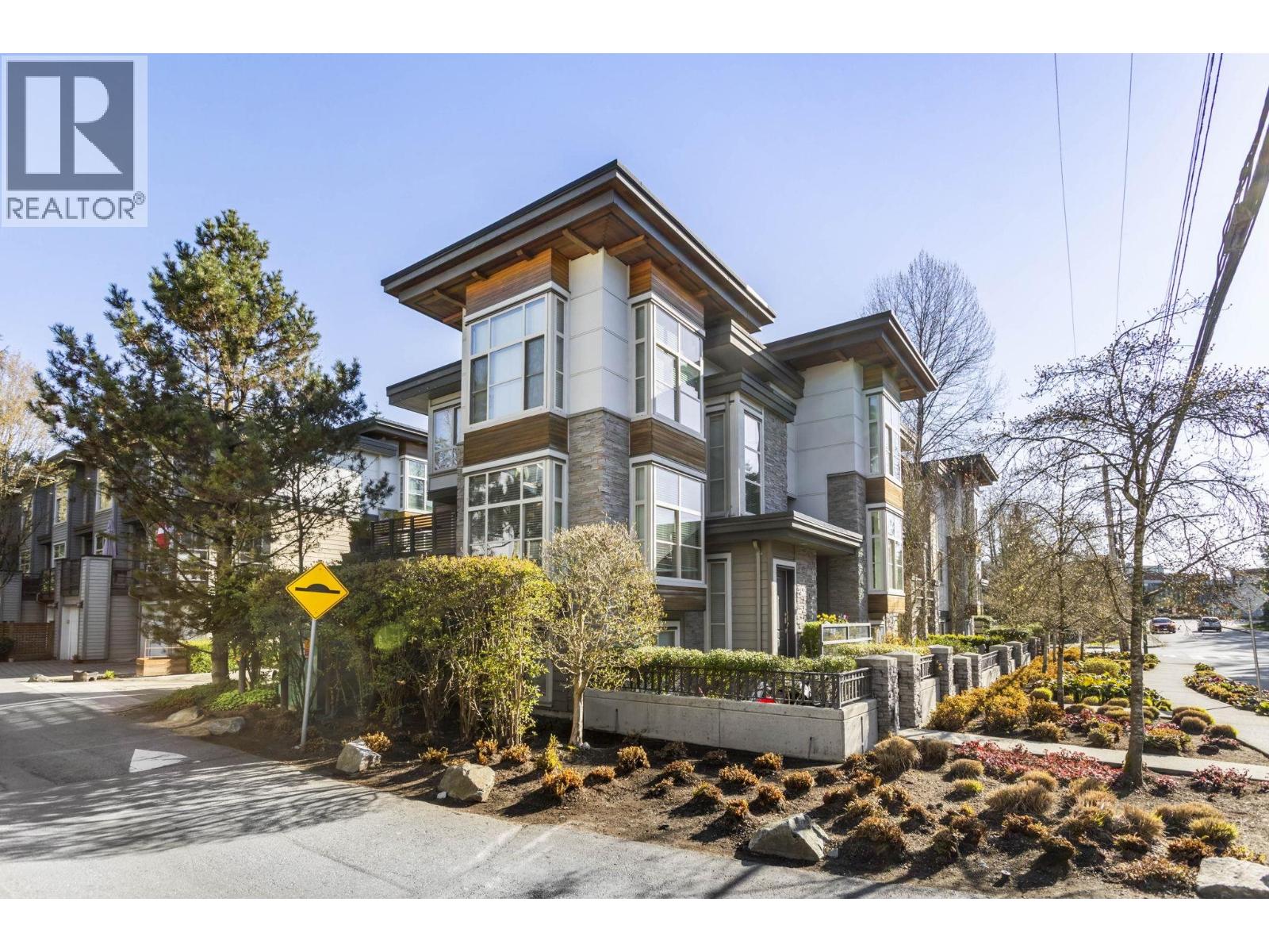 8 3025 Baird Road, North Vancouver, British Columbia  V7K 2G5 - Photo 37 - R3116191