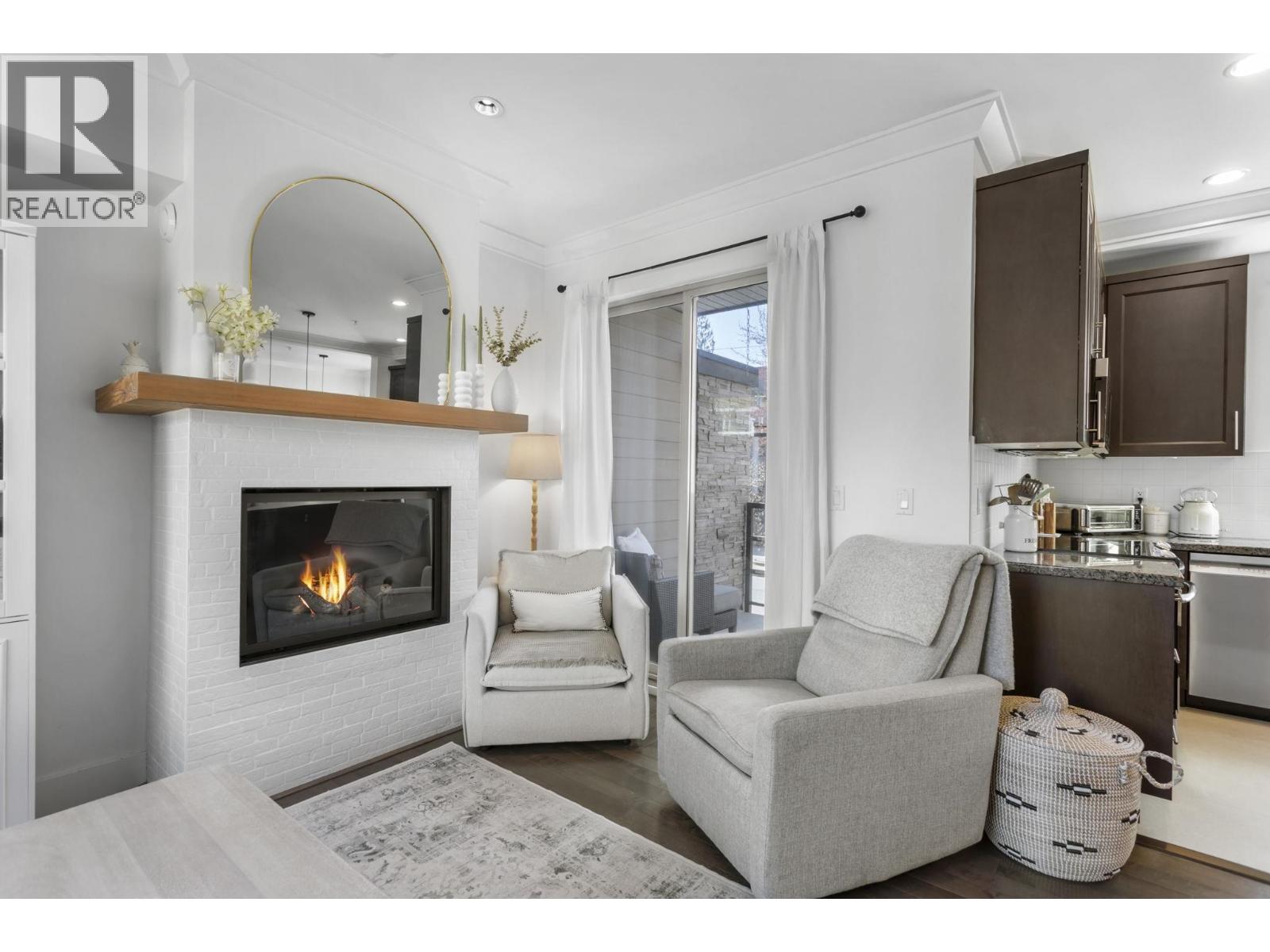 8 3025 Baird Road, North Vancouver, British Columbia  V7K 2G5 - Photo 6 - R3116191