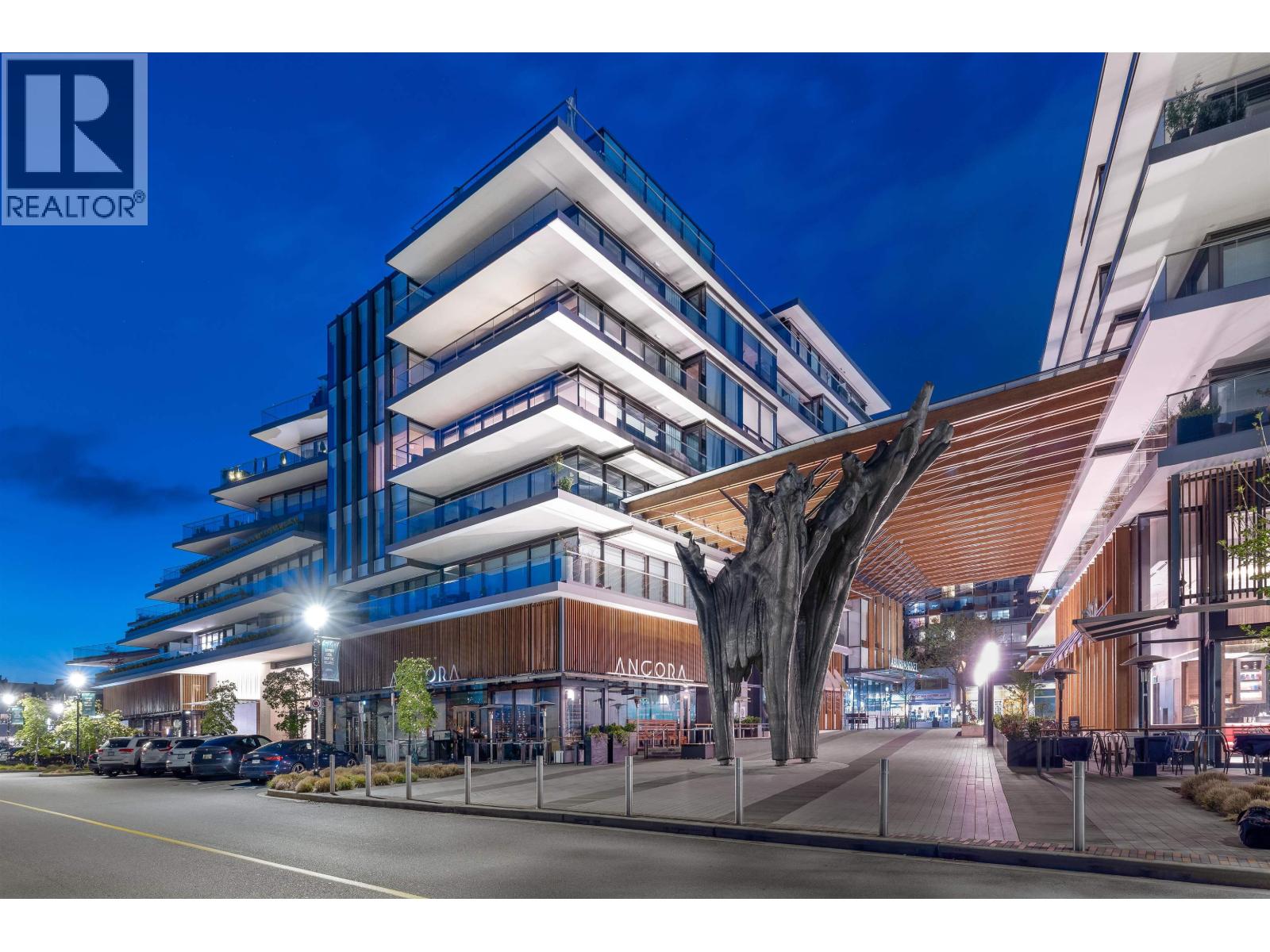 402 1355 Bellevue Avenue, West Vancouver, British Columbia  V7T 0B4 - Photo 1 - R3116197