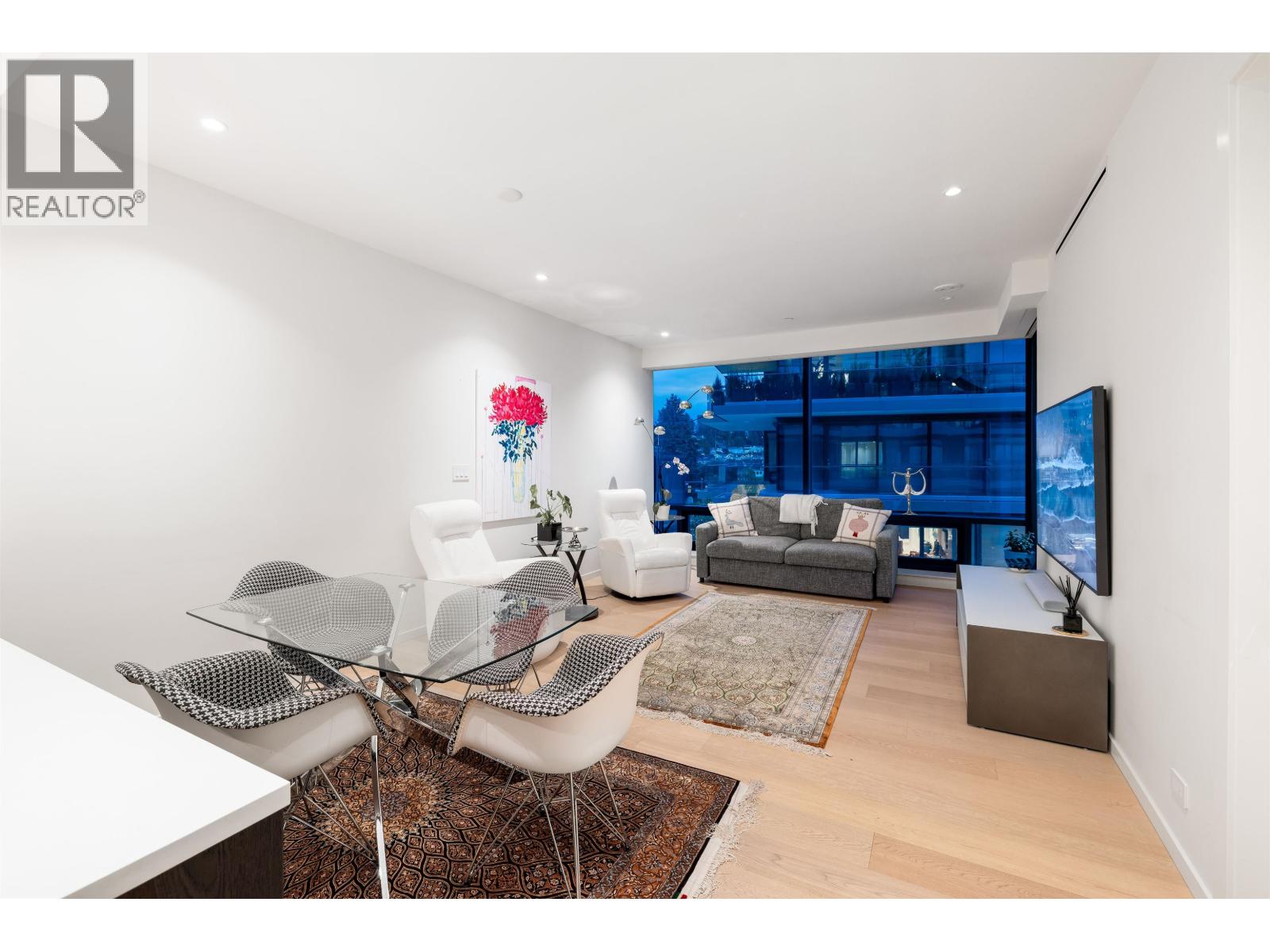 402 1355 Bellevue Avenue, West Vancouver, British Columbia  V7T 0B4 - Photo 11 - R3116197