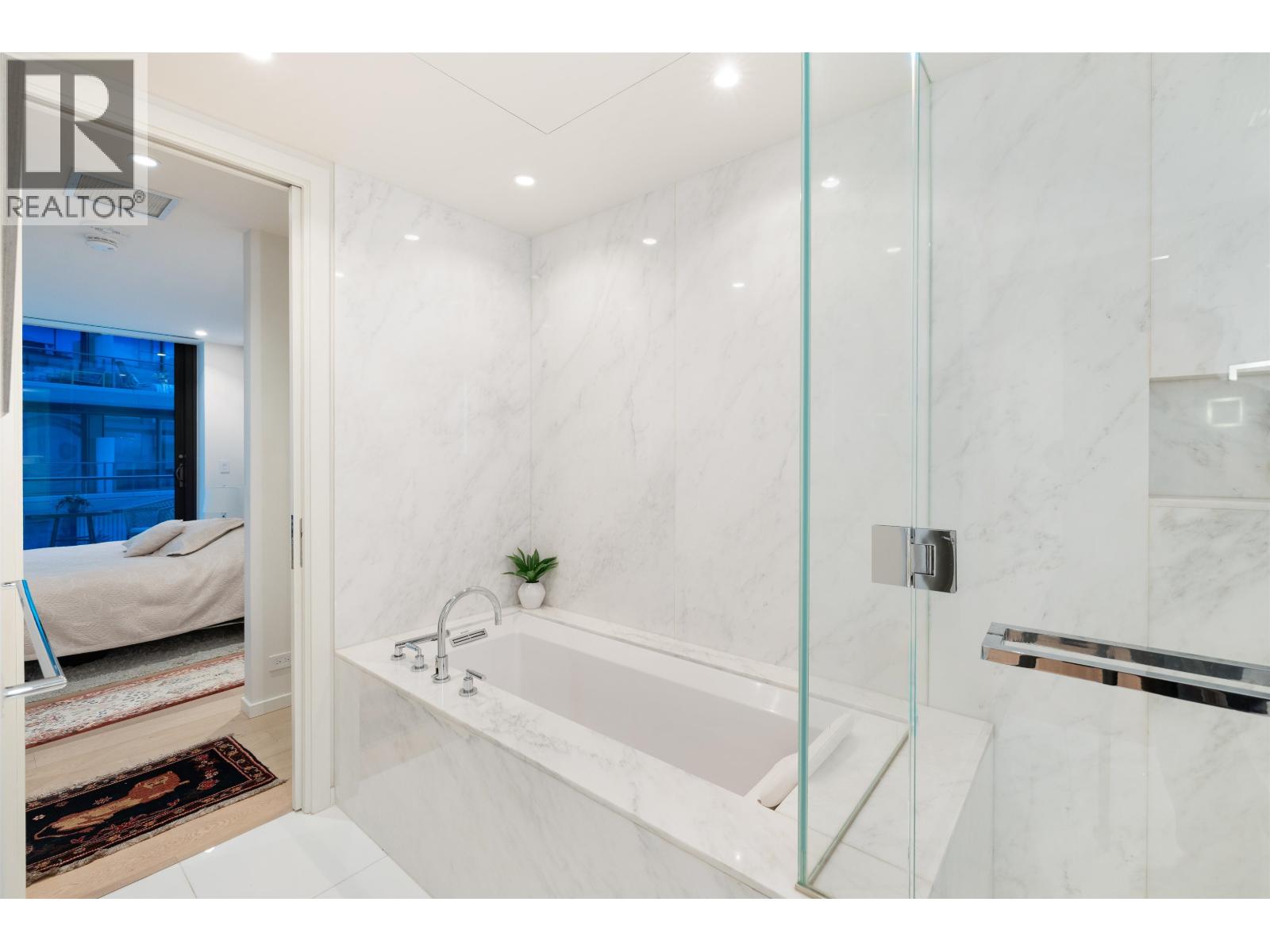 402 1355 Bellevue Avenue, West Vancouver, British Columbia  V7T 0B4 - Photo 20 - R3116197