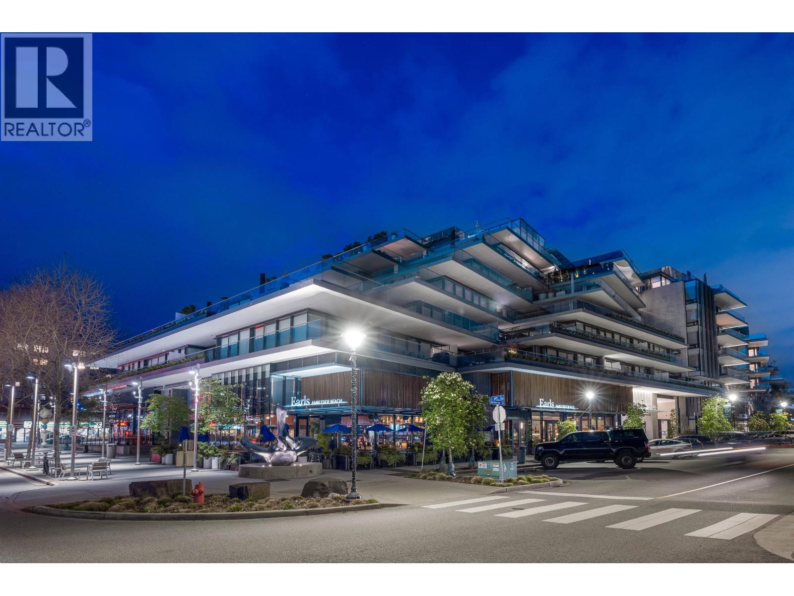 402 1355 Bellevue Avenue, West Vancouver, British Columbia  V7T 0B4 - Photo 3 - R3116197