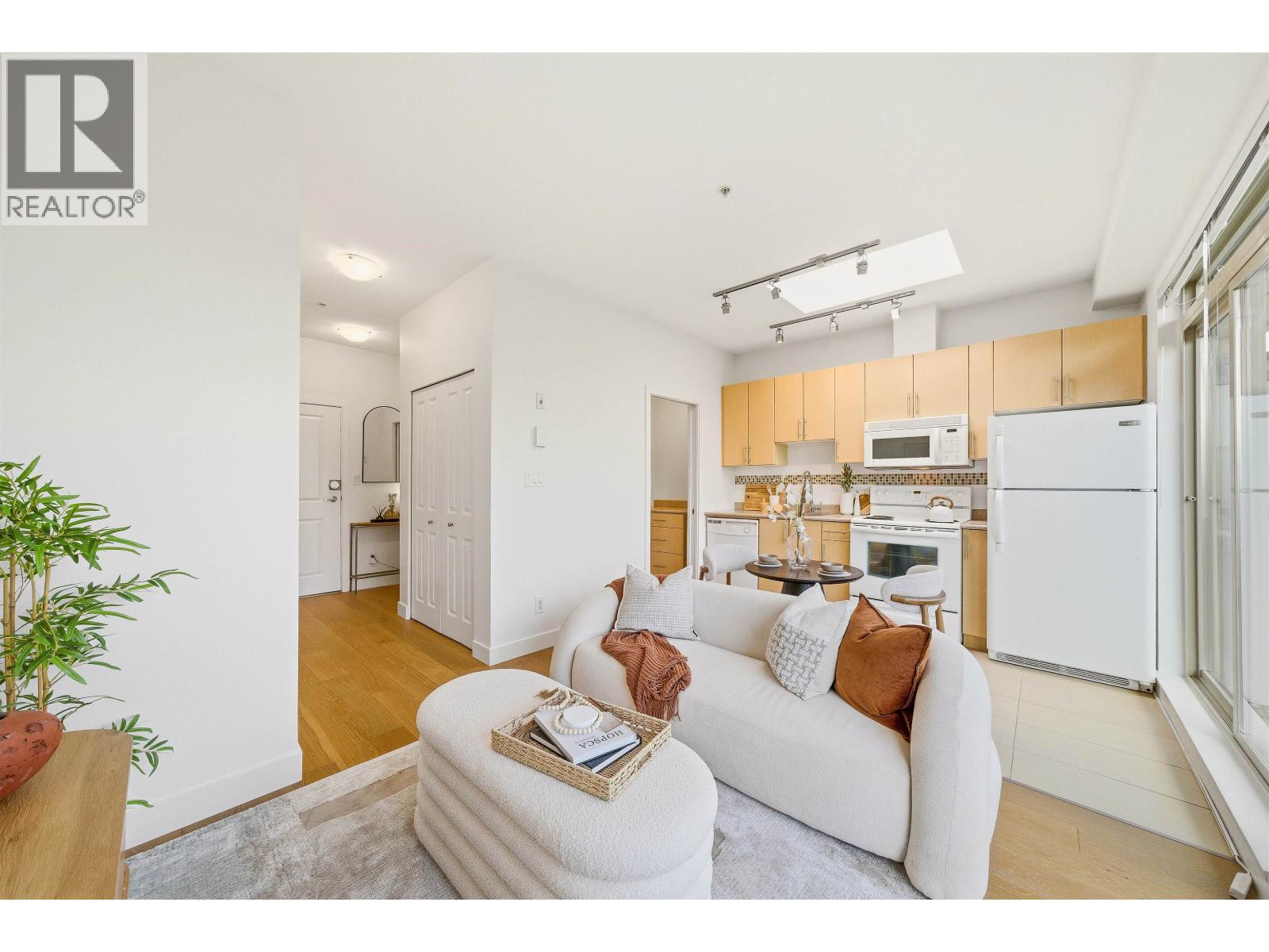 Ph17 688 E 17th Avenue, Vancouver, British Columbia  V5V 0A8 - Photo 12 - R3116200