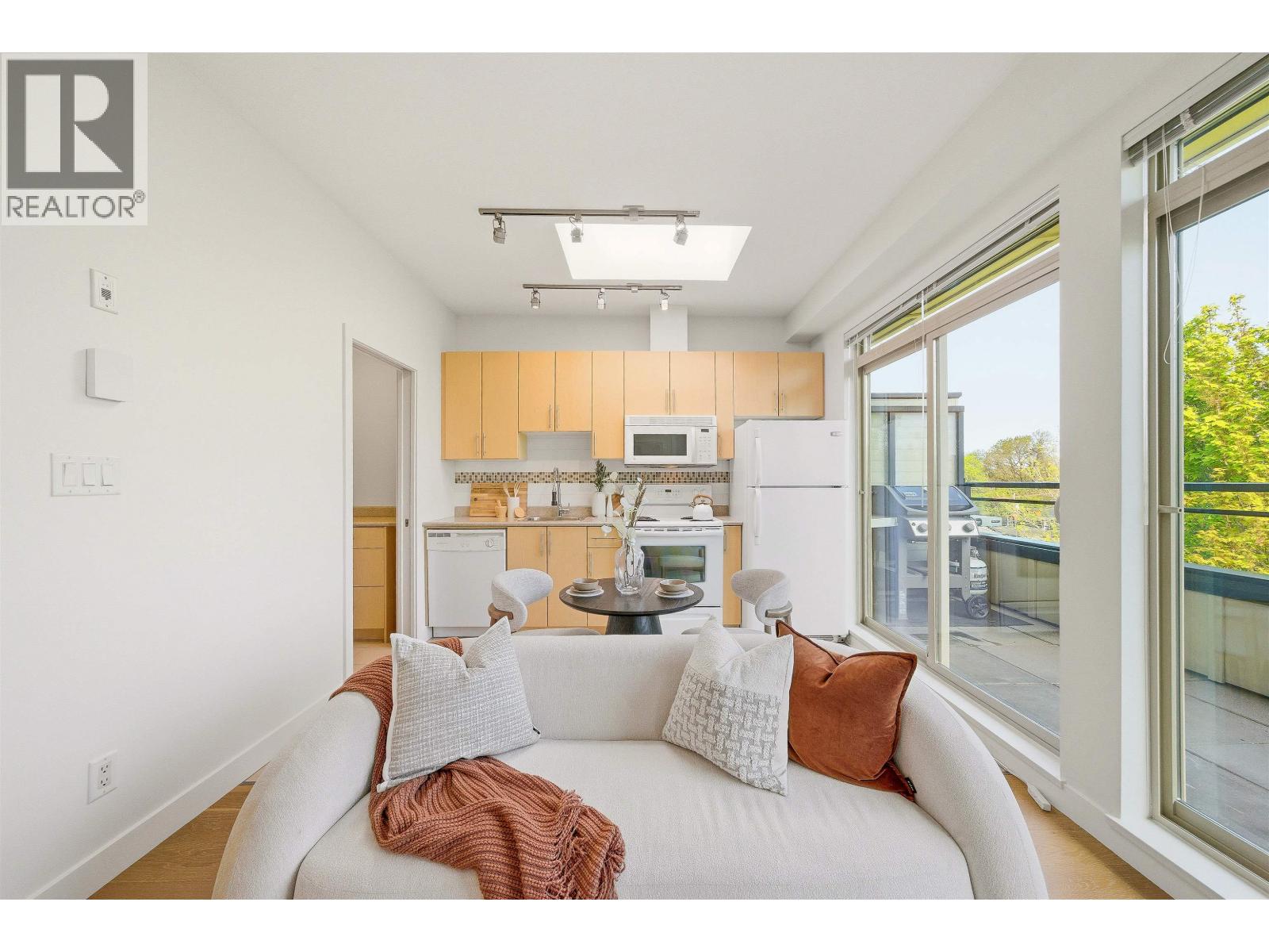 Ph17 688 E 17th Avenue, Vancouver, British Columbia  V5V 0A8 - Photo 14 - R3116200