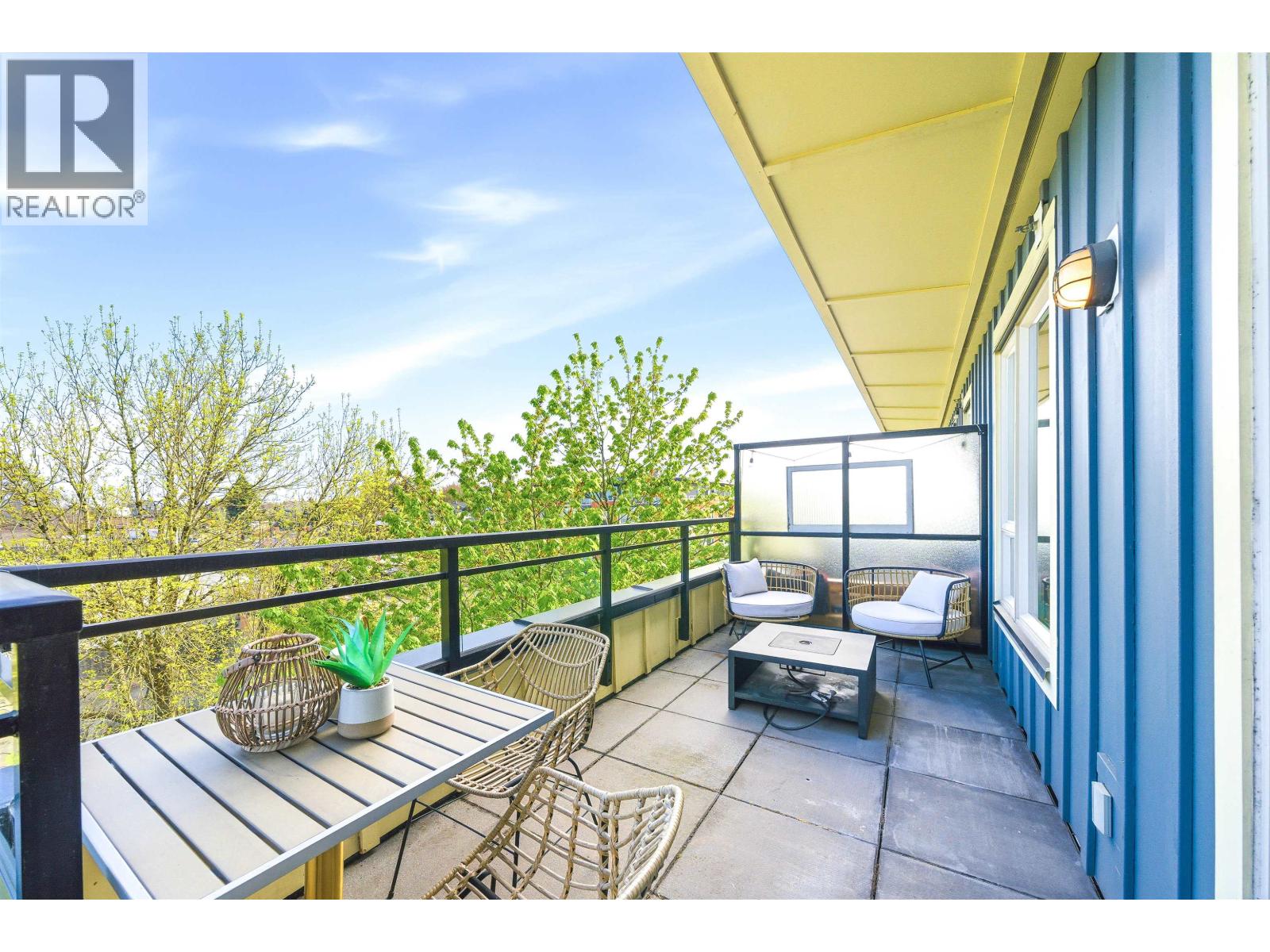 Ph17 688 E 17th Avenue, Vancouver, British Columbia  V5V 0A8 - Photo 4 - R3116200