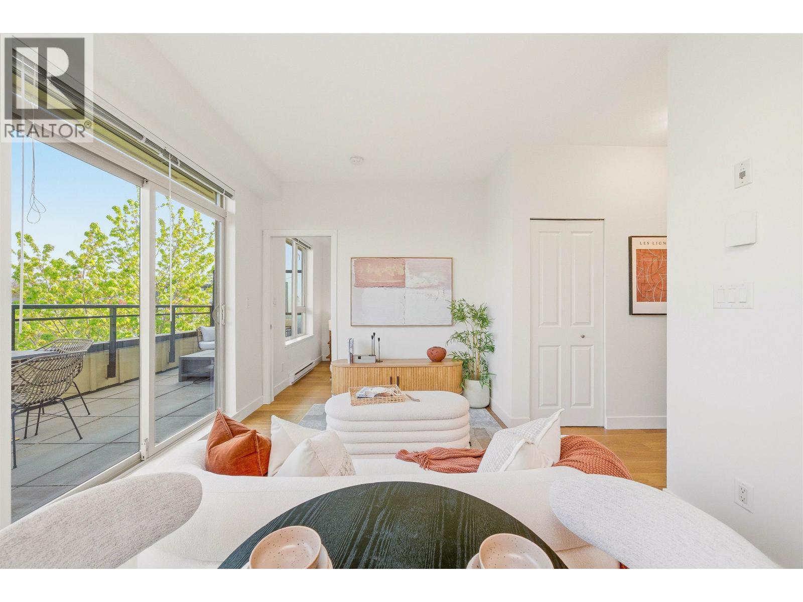 Ph17 688 E 17th Avenue, Vancouver, British Columbia  V5V 0A8 - Photo 9 - R3116200