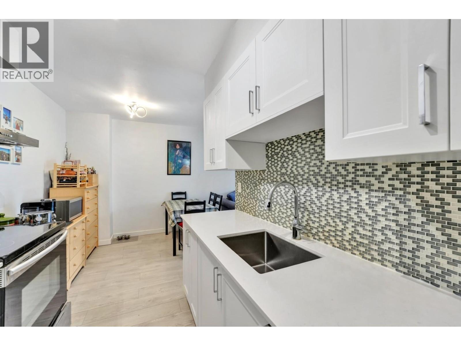 304 9847 Manchester Drive, Burnaby, British Columbia  V3N 4P4 - Photo 7 - R3116208