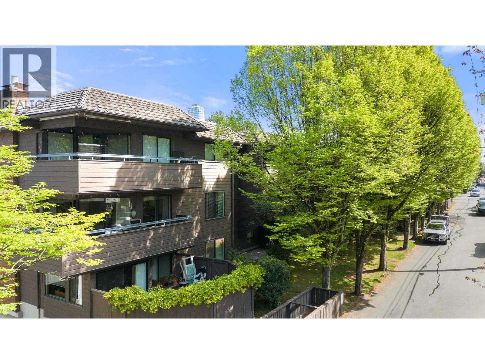 209 1720 W 12th Avenue, Vancouver, British Columbia  V6J 2E6 - Photo 2 - R3116220