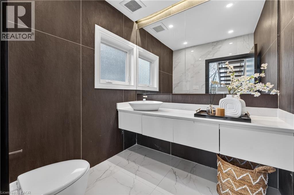 237b Main Street W, Grimsby, Ontario  L3M 1S1 - Photo 13 - 40824461