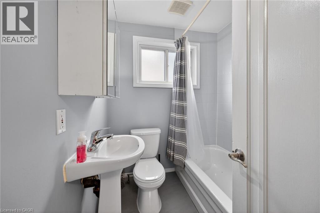 76 Wexford Avenue S, Hamilton, Ontario  L8K 2N6 - Photo 25 - 40824249