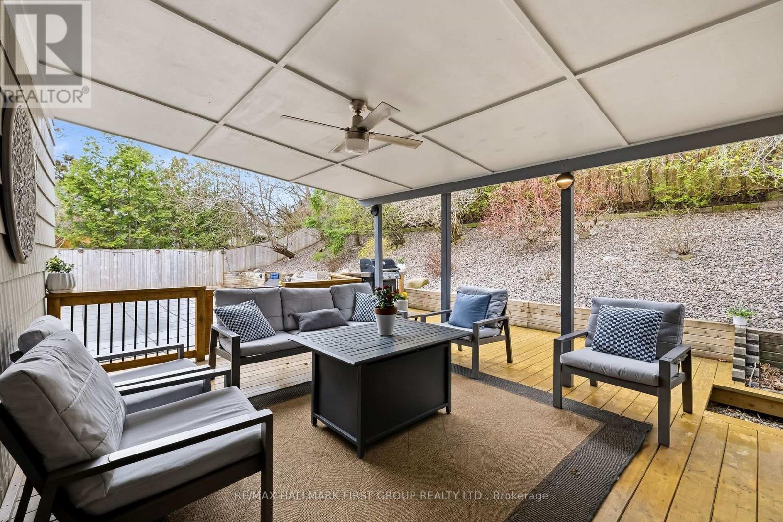 953 Vistula Drive, Pickering (West Shore), Ontario  L1W 2L7 - Photo 30 - E13049892