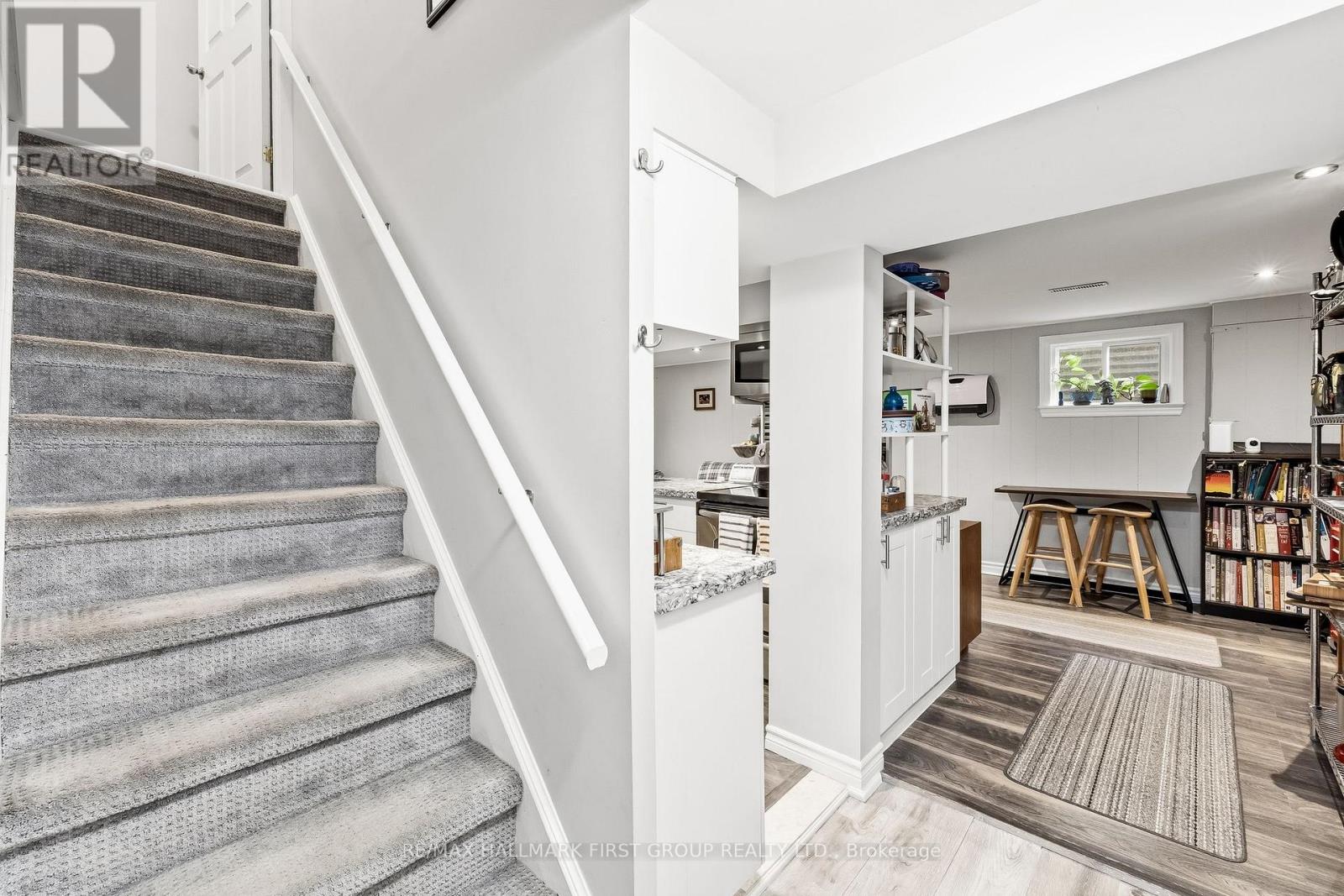 953 Vistula Drive, Pickering (West Shore), Ontario  L1W 2L7 - Photo 32 - E13049892