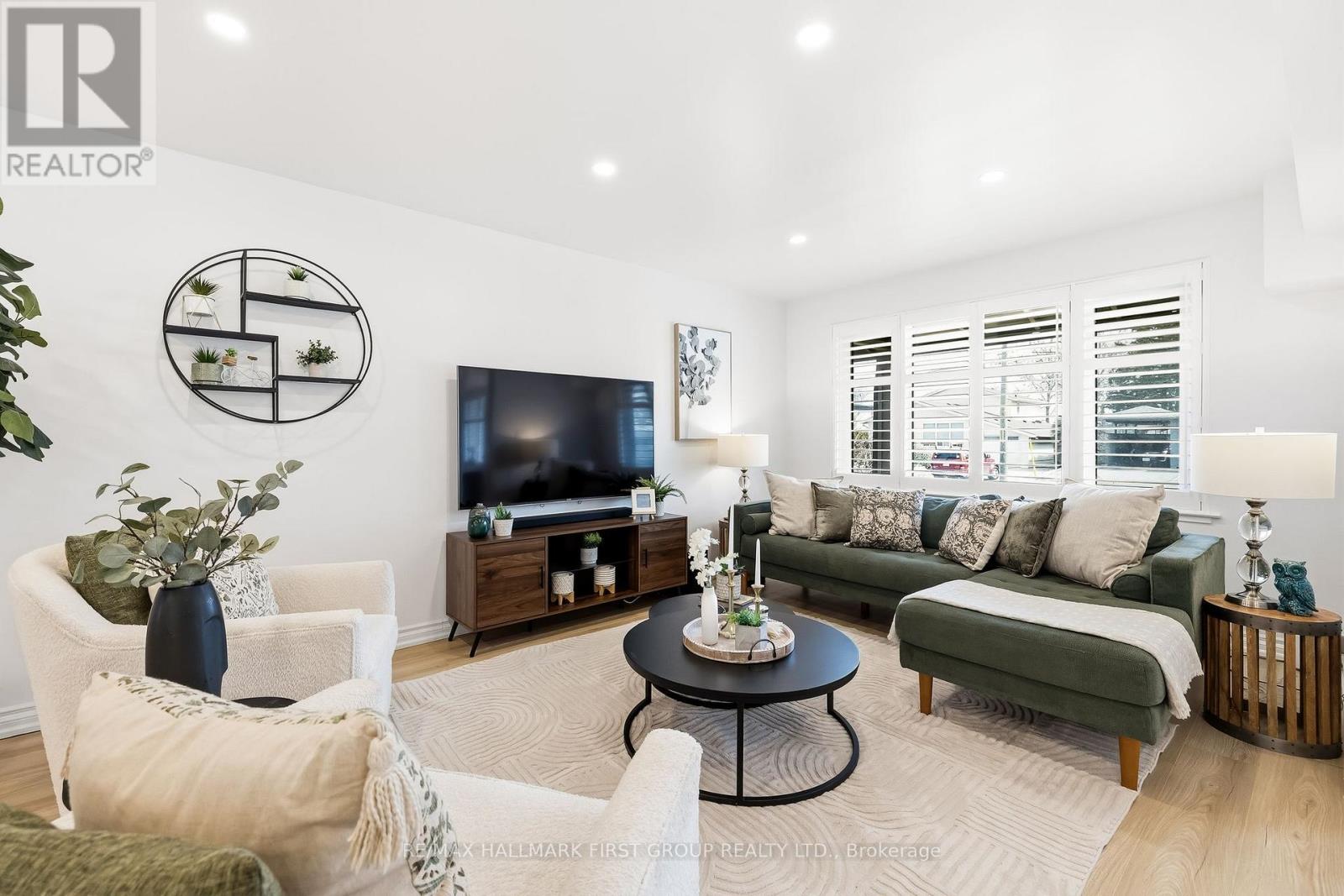 953 Vistula Drive, Pickering (West Shore), Ontario  L1W 2L7 - Photo 9 - E13049892