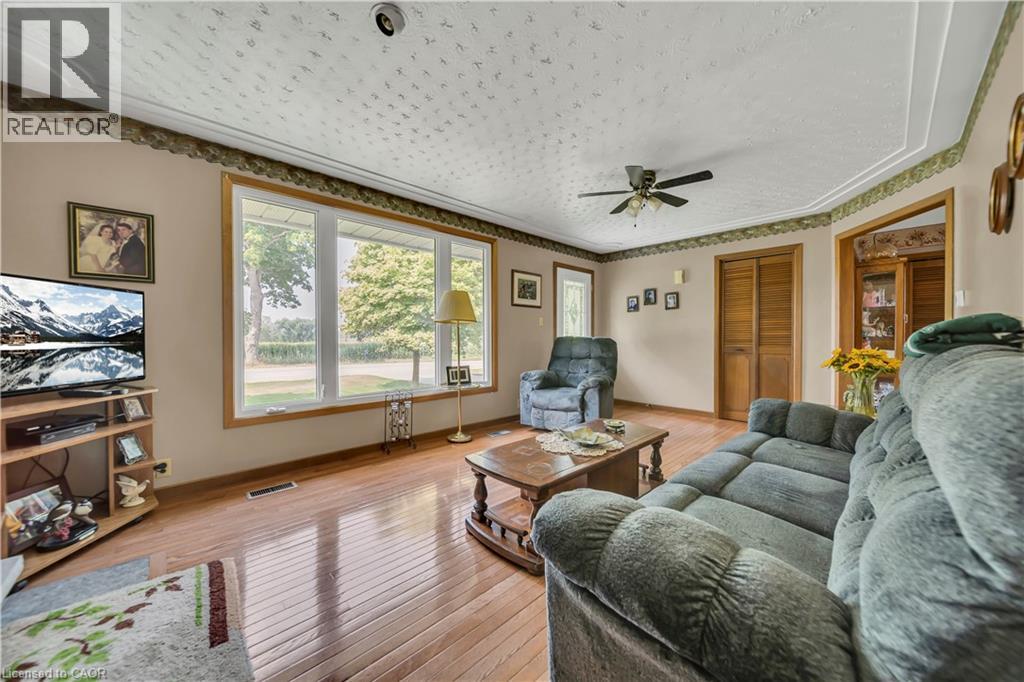 5427 Perth Road 178, North Perth, Ontario  N0G 2P0 - Photo 8 - 40823230