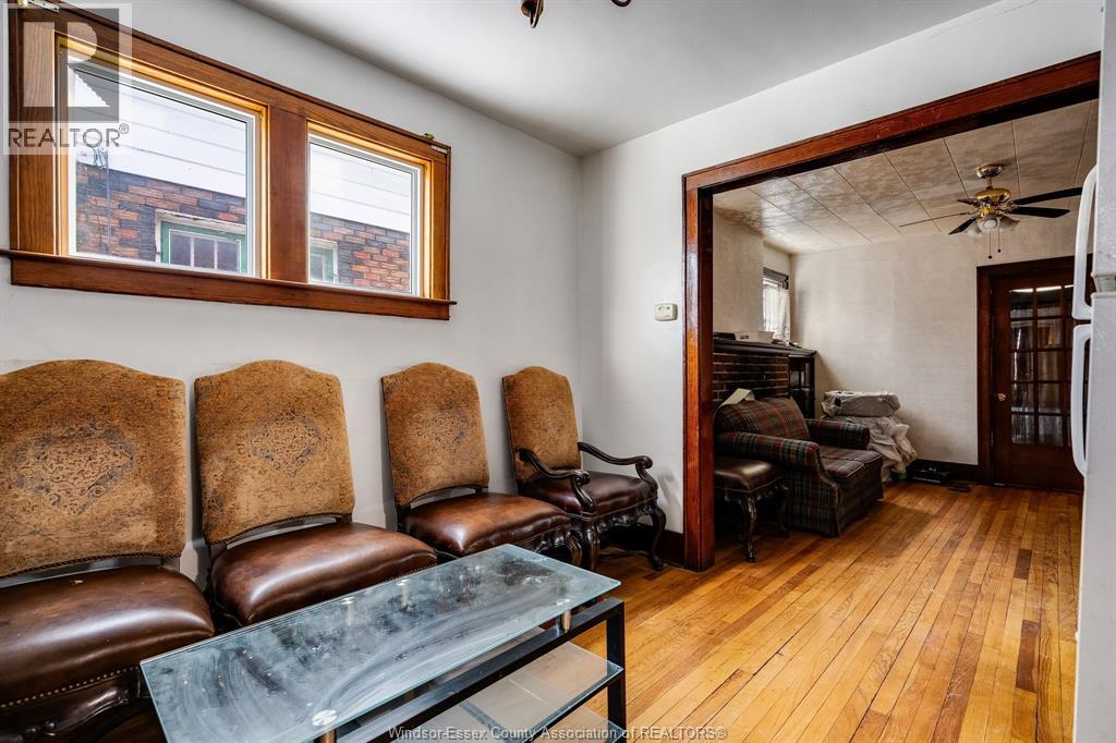 360 Rankin, Windsor, Ontario  N9B 2R7 - Photo 6 - 26003242