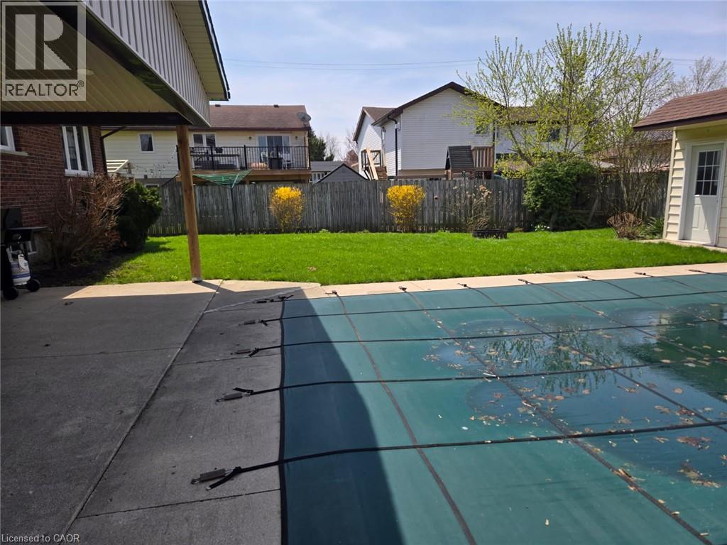 218 Arris Crescent, Mitchell, Ontario  N0K 1N0 - Photo 34 - 40807832