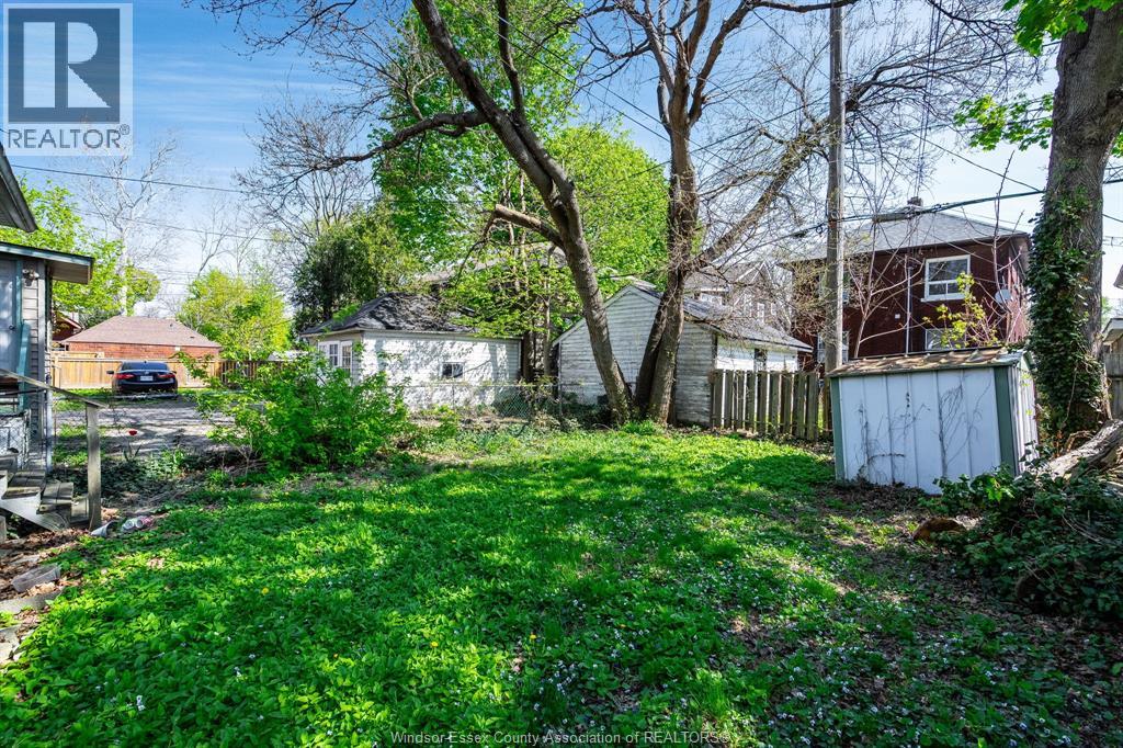 360 Rankin, Windsor, Ontario  N9B 2R7 - Photo 25 - 26003242